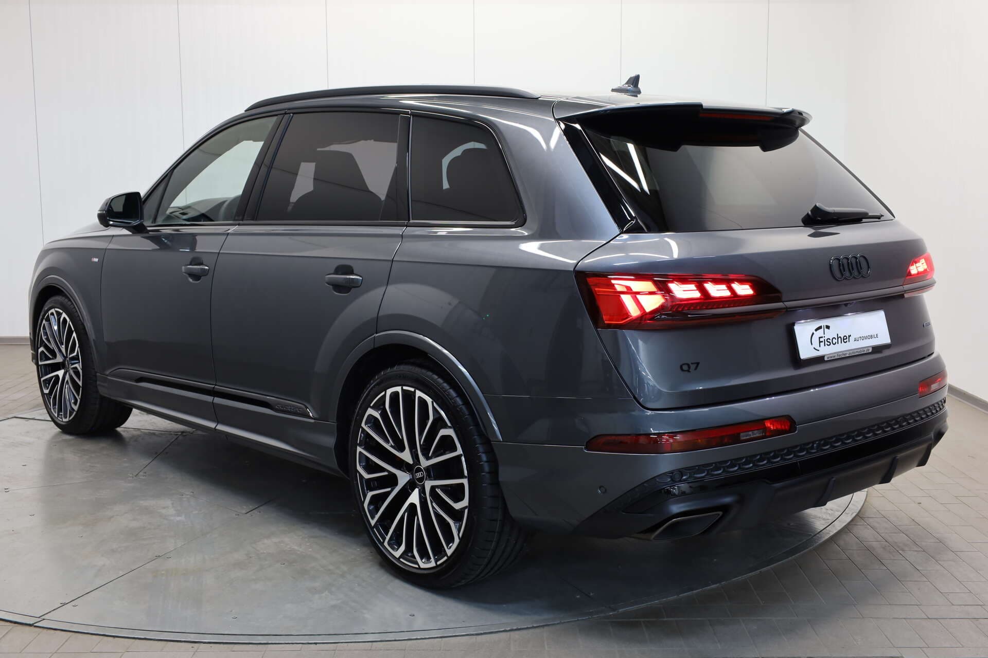 AUDI Q7, photo 3 sur 17