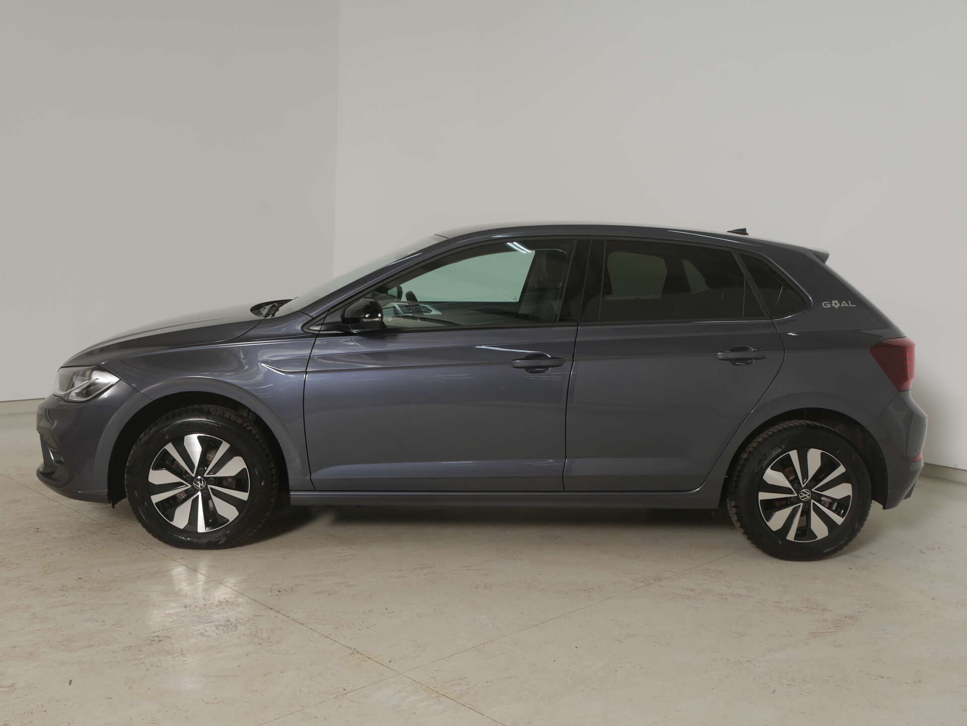 VOLKSWAGEN Polo, photo 4 sur 17