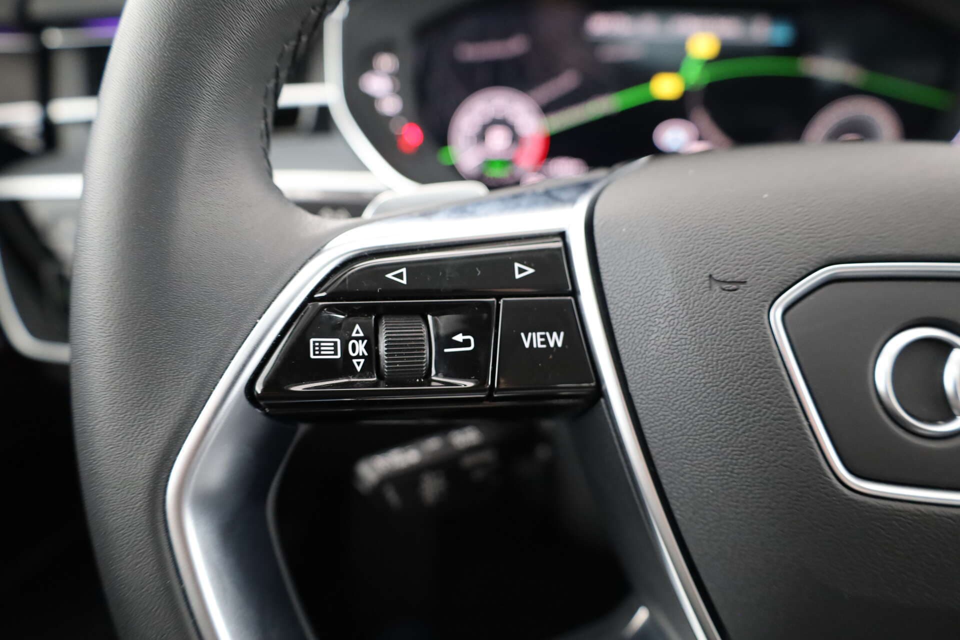 AUDI A8 L, photo 13 sur 17