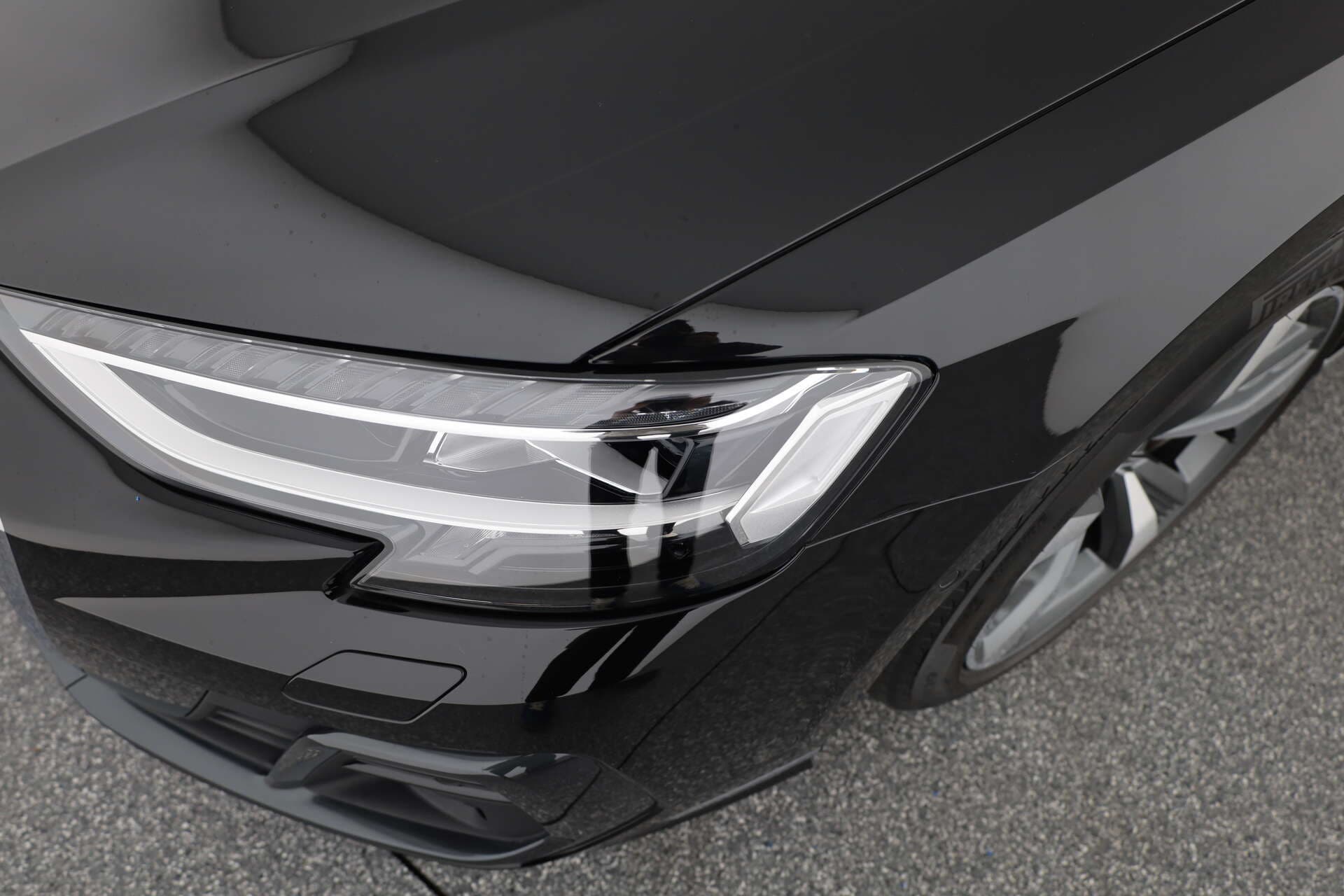 AUDI A8 L, photo 6 sur 17
