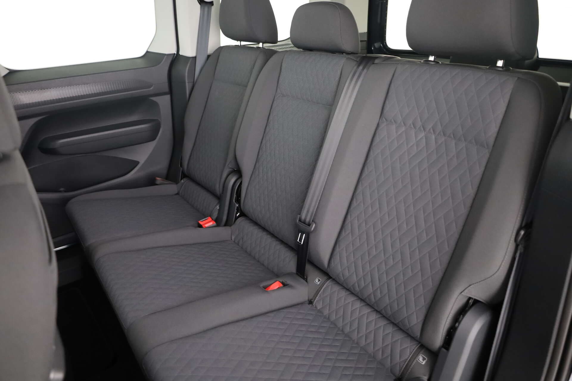 VOLKSWAGEN NUTZFAHRZEUGE Caddy Life, photo 11 sur 17