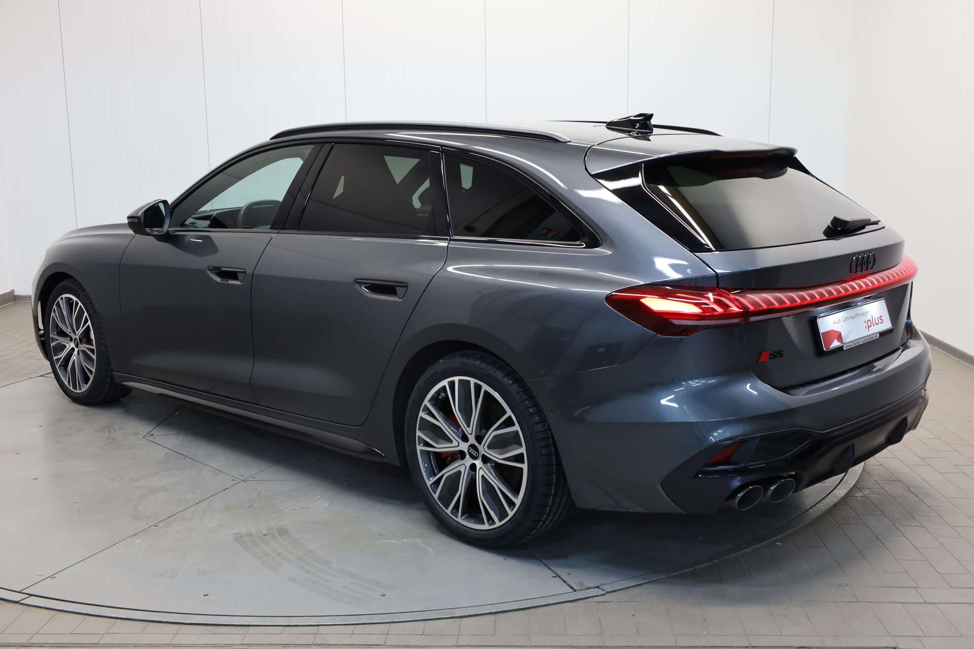 AUDI S5 Avant, photo 3 sur 17
