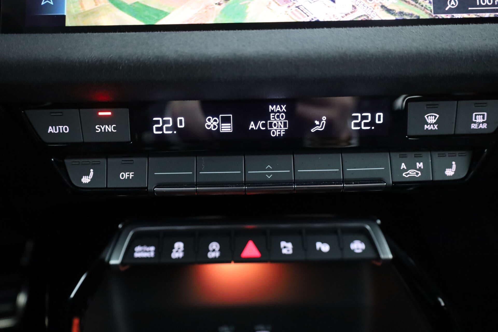 AUDI RS3 Sportback, photo 16 sur 17