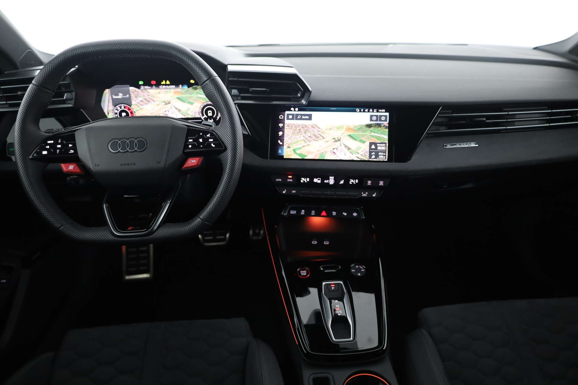 AUDI RS3 Sportback, photo 8 sur 17