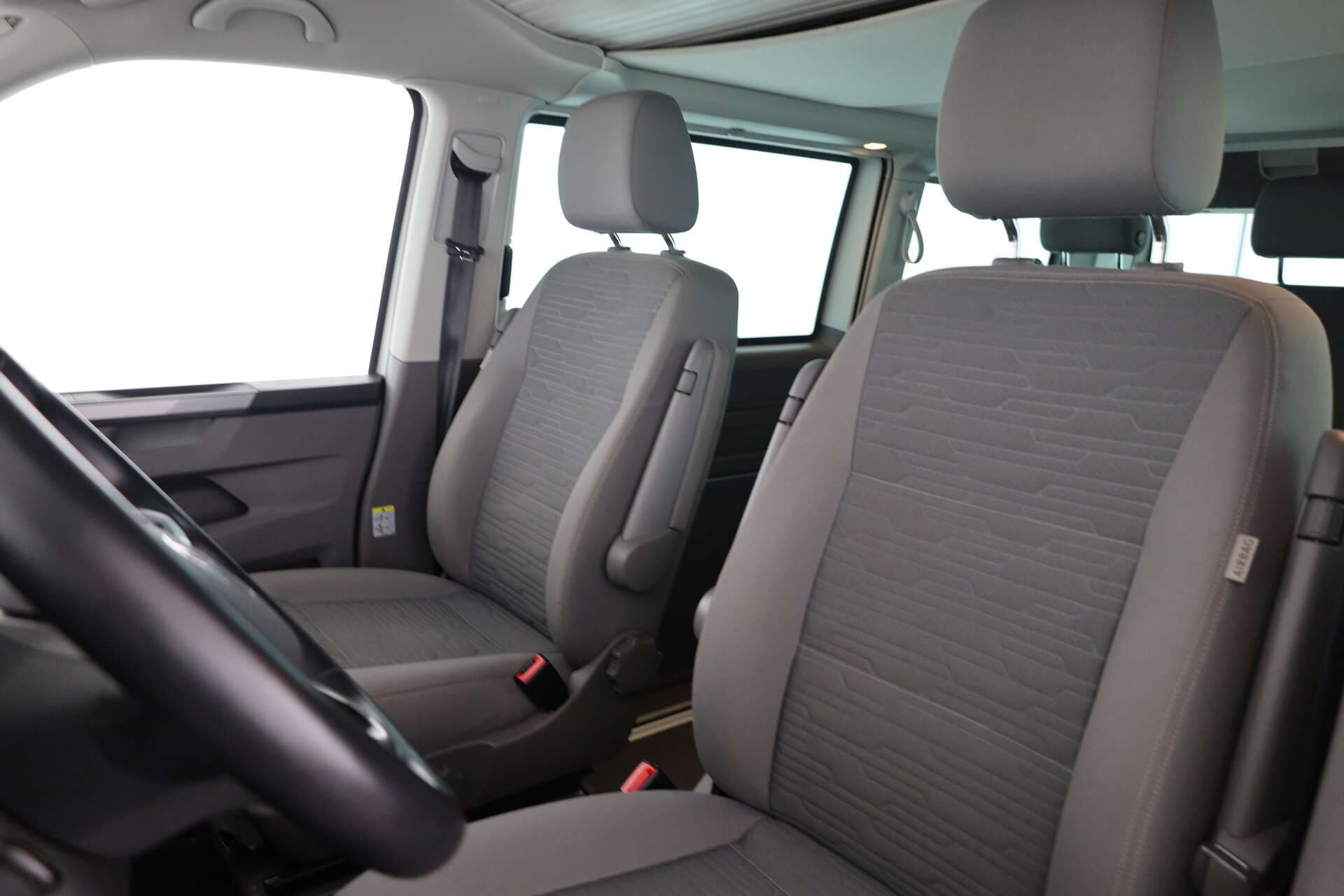 VOLKSWAGEN NUTZFAHRZEUGE T6.1 California, photo 9 sur 17