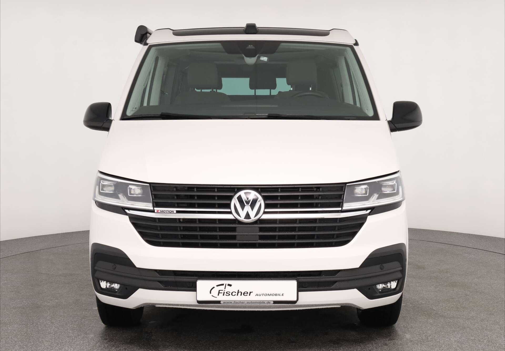 VOLKSWAGEN NUTZFAHRZEUGE T6.1 California, photo 2 sur 17