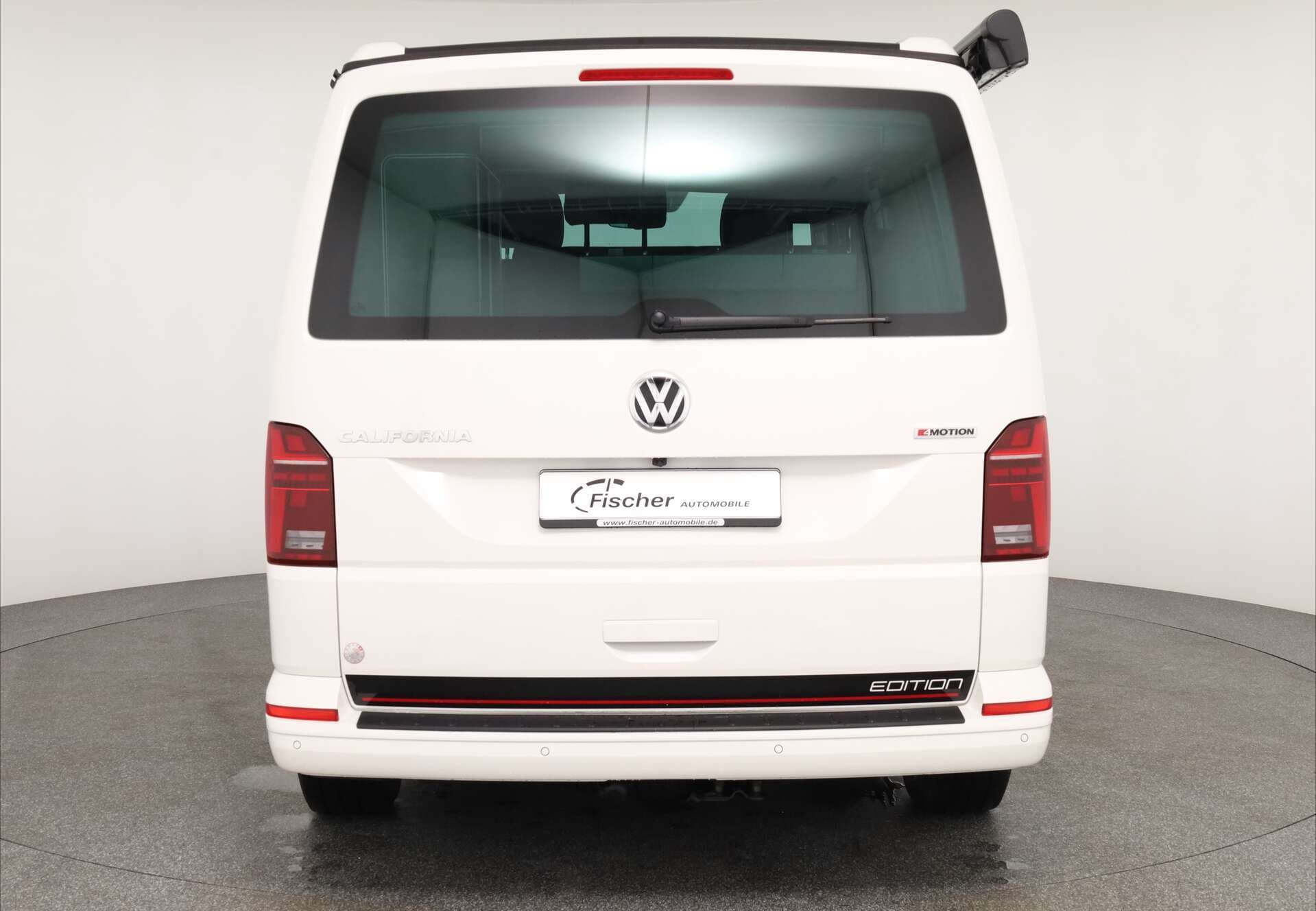 VOLKSWAGEN NUTZFAHRZEUGE T6.1 California, photo 5 sur 17