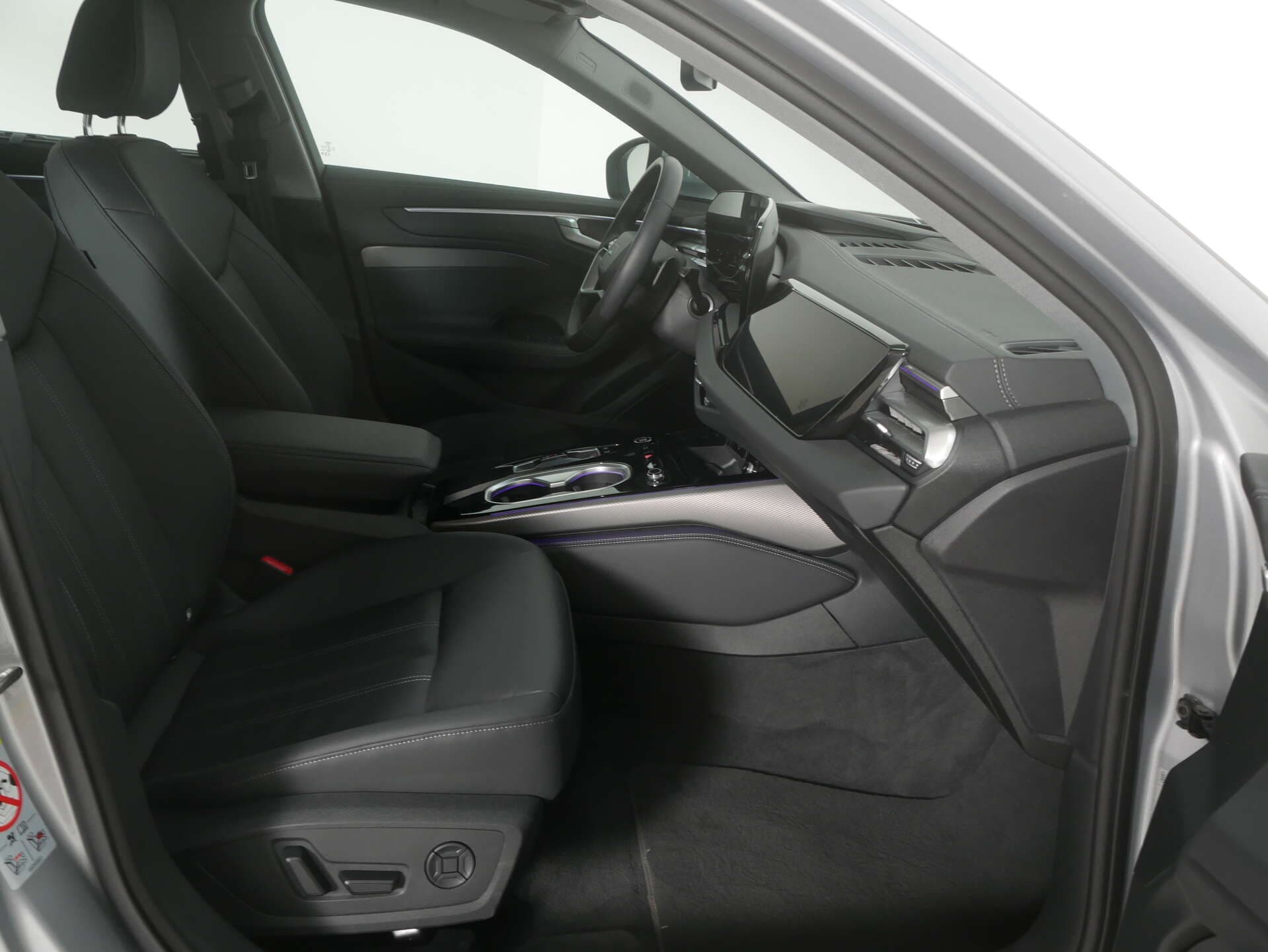 AUDI A6 Avant, photo 11 sur 17