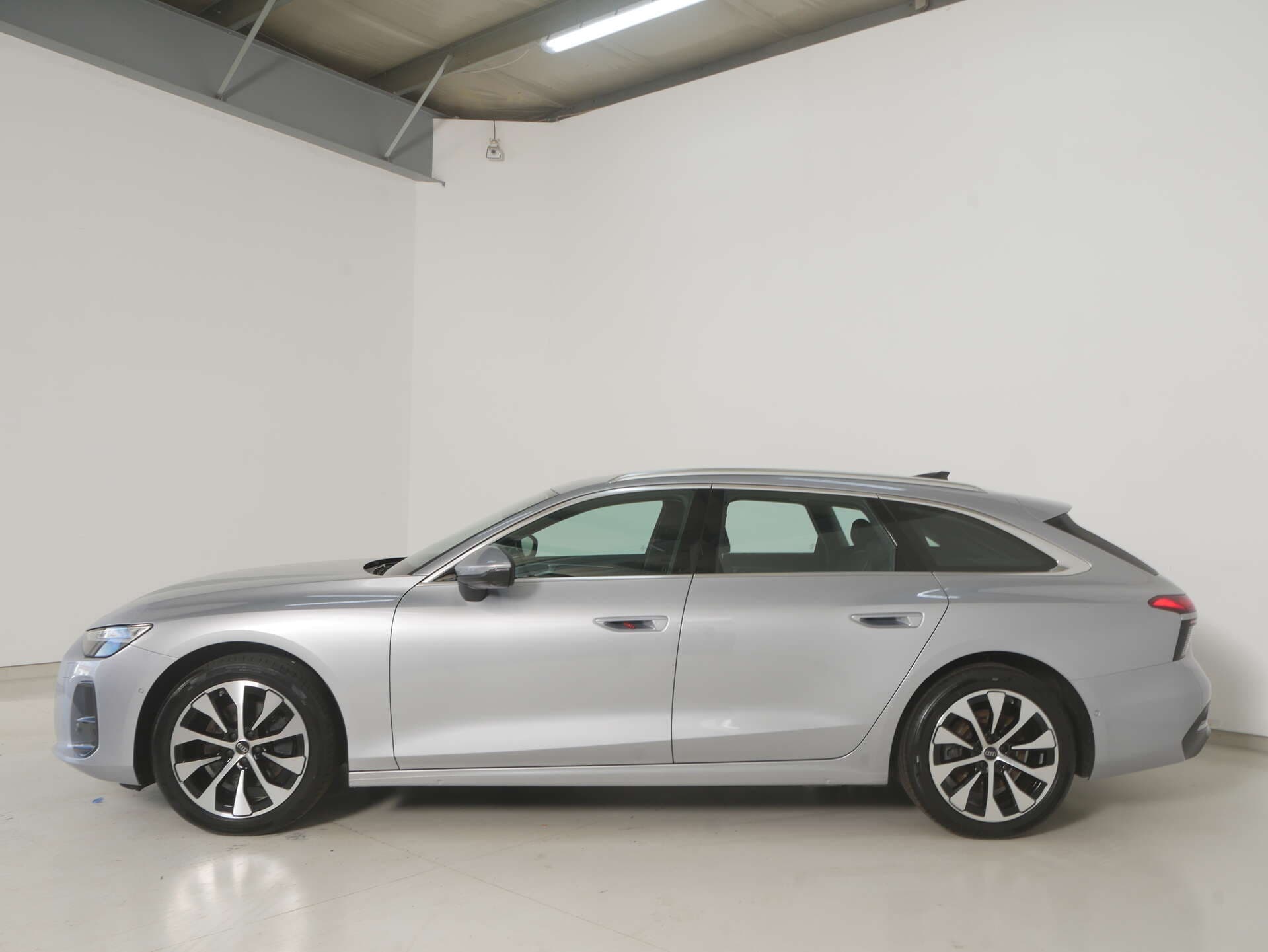 AUDI A6 Avant, photo 3 sur 17