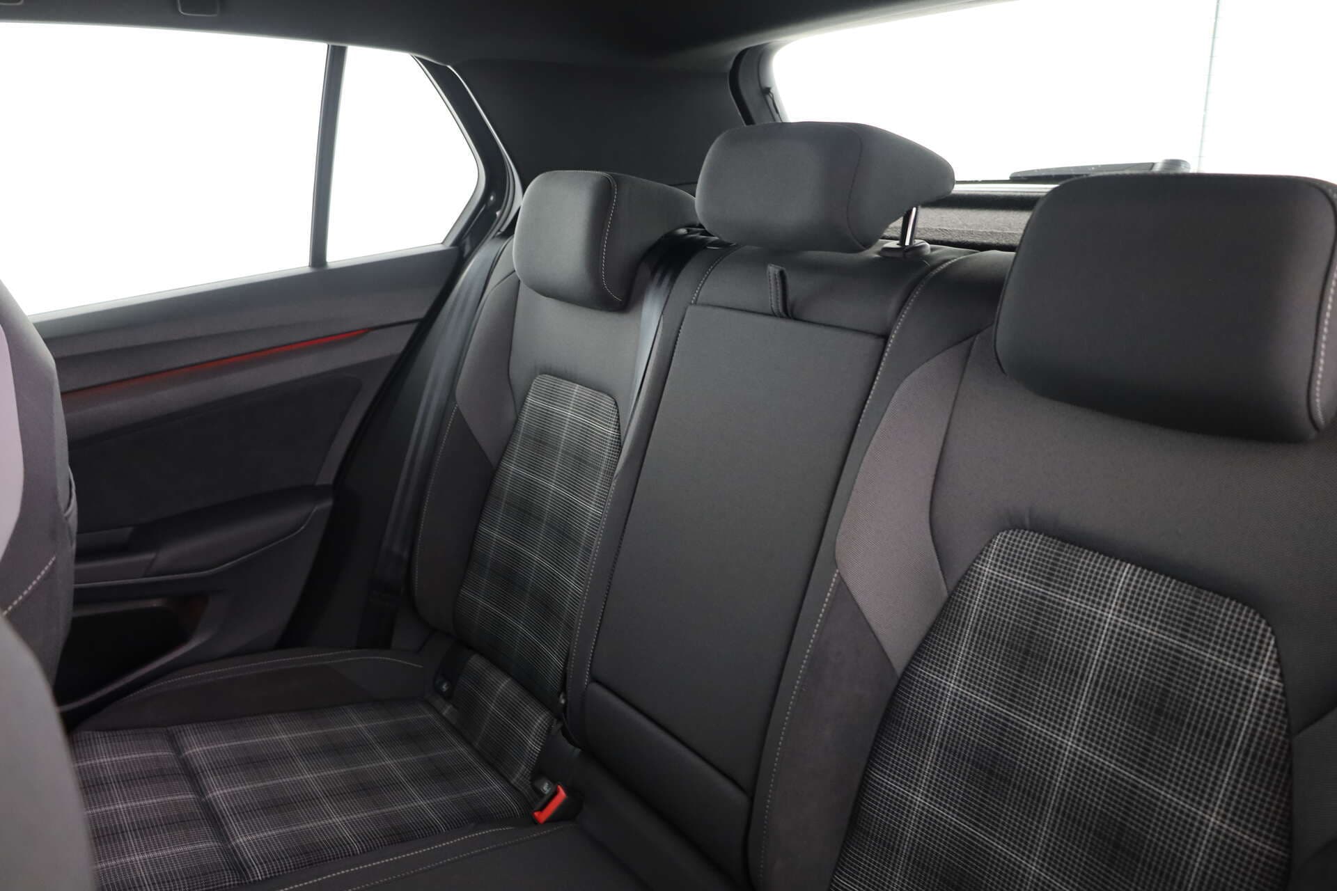 VOLKSWAGEN Golf, photo 10 sur 17