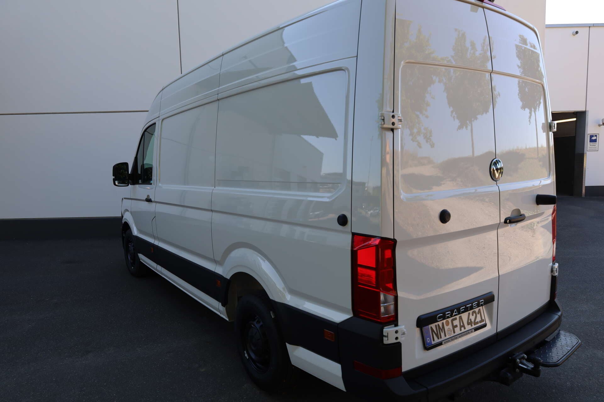 VOLKSWAGEN NUTZFAHRZEUGE Crafter 35, photo 3 sur 17