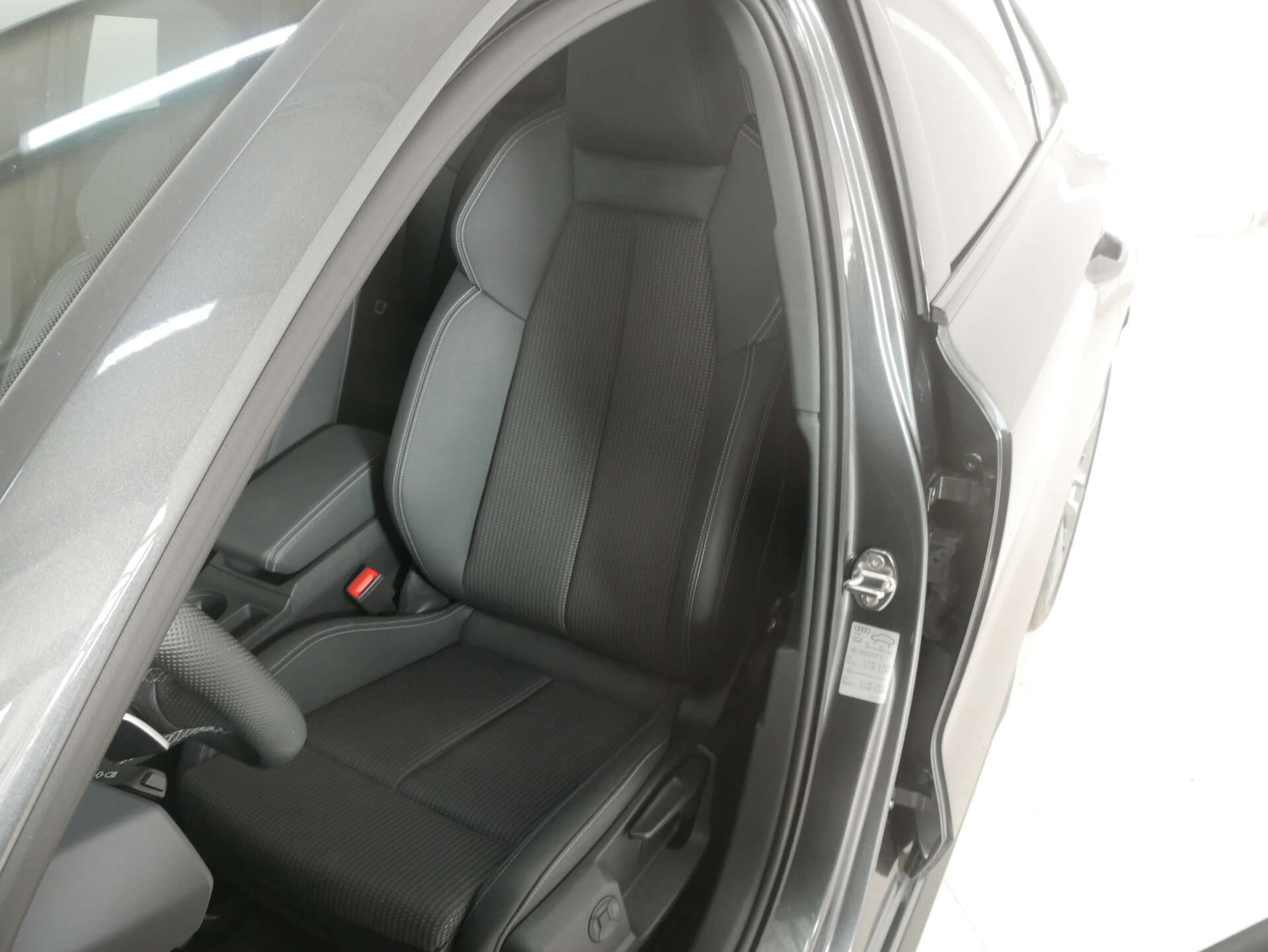 AUDI S3 Limousine, photo 13 sur 17