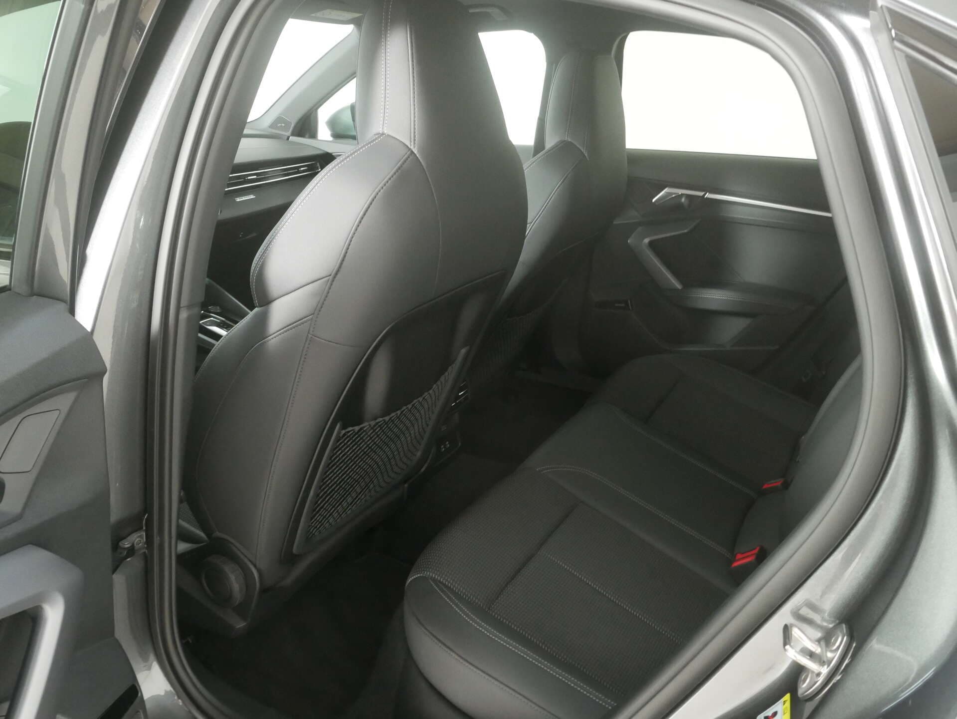 AUDI S3 Limousine, photo 14 sur 17