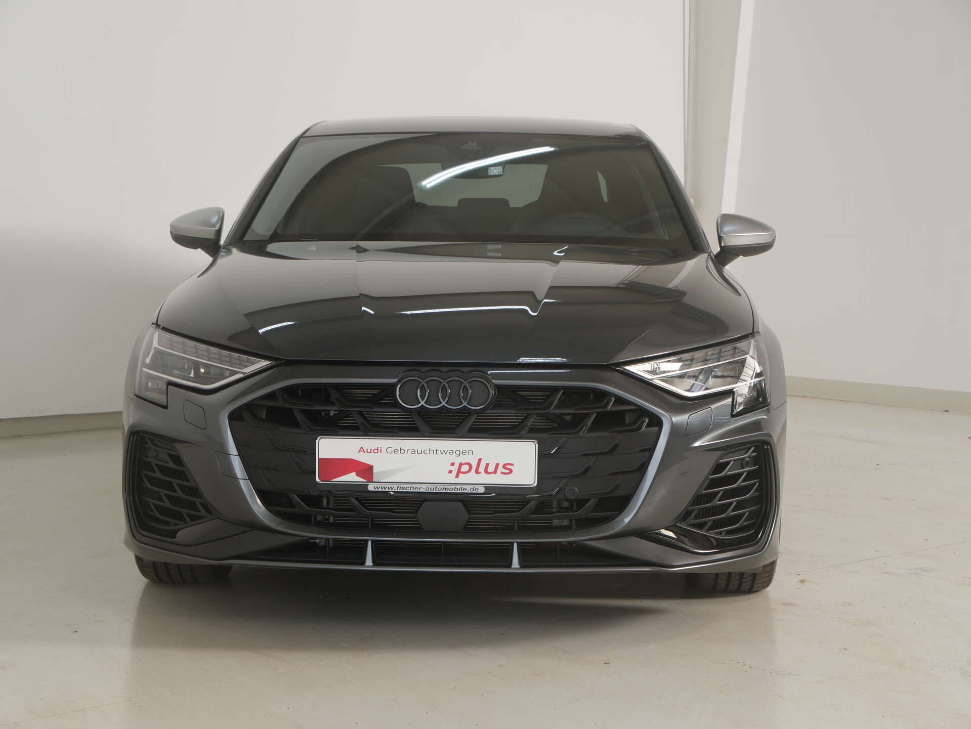 AUDI S3 Limousine, photo 2 sur 17