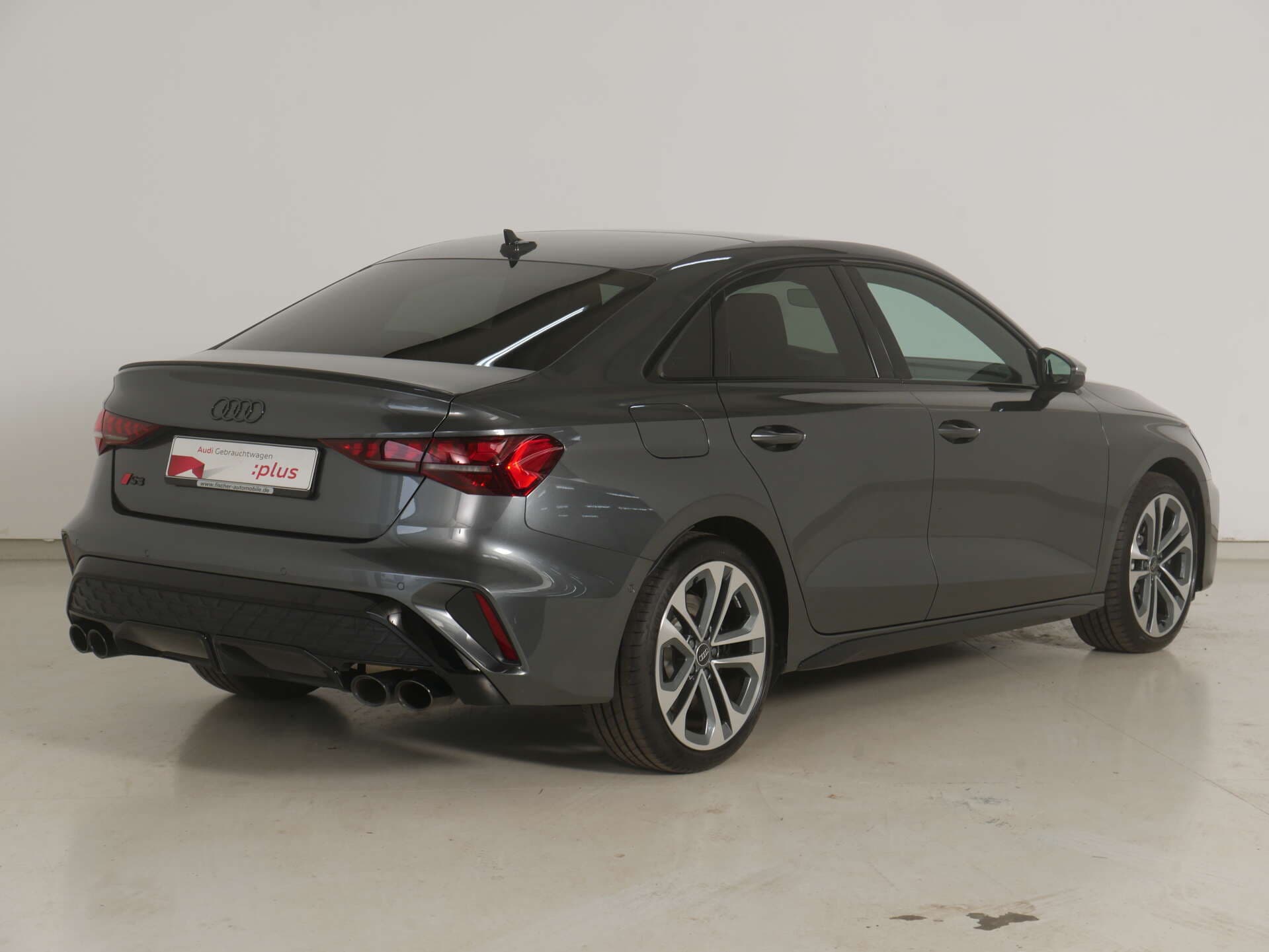 AUDI S3 Limousine, photo 6 sur 17