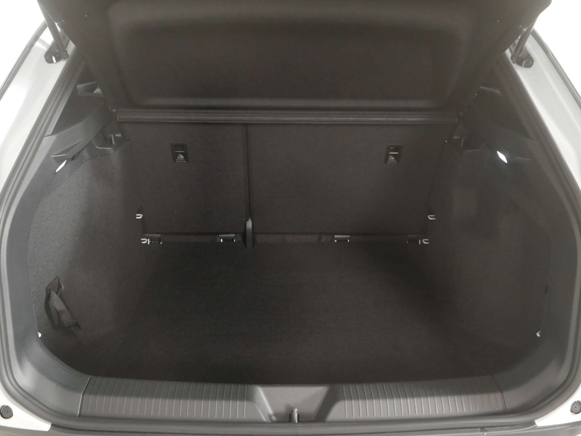 VOLKSWAGEN ID.4, photo 14 sur 17