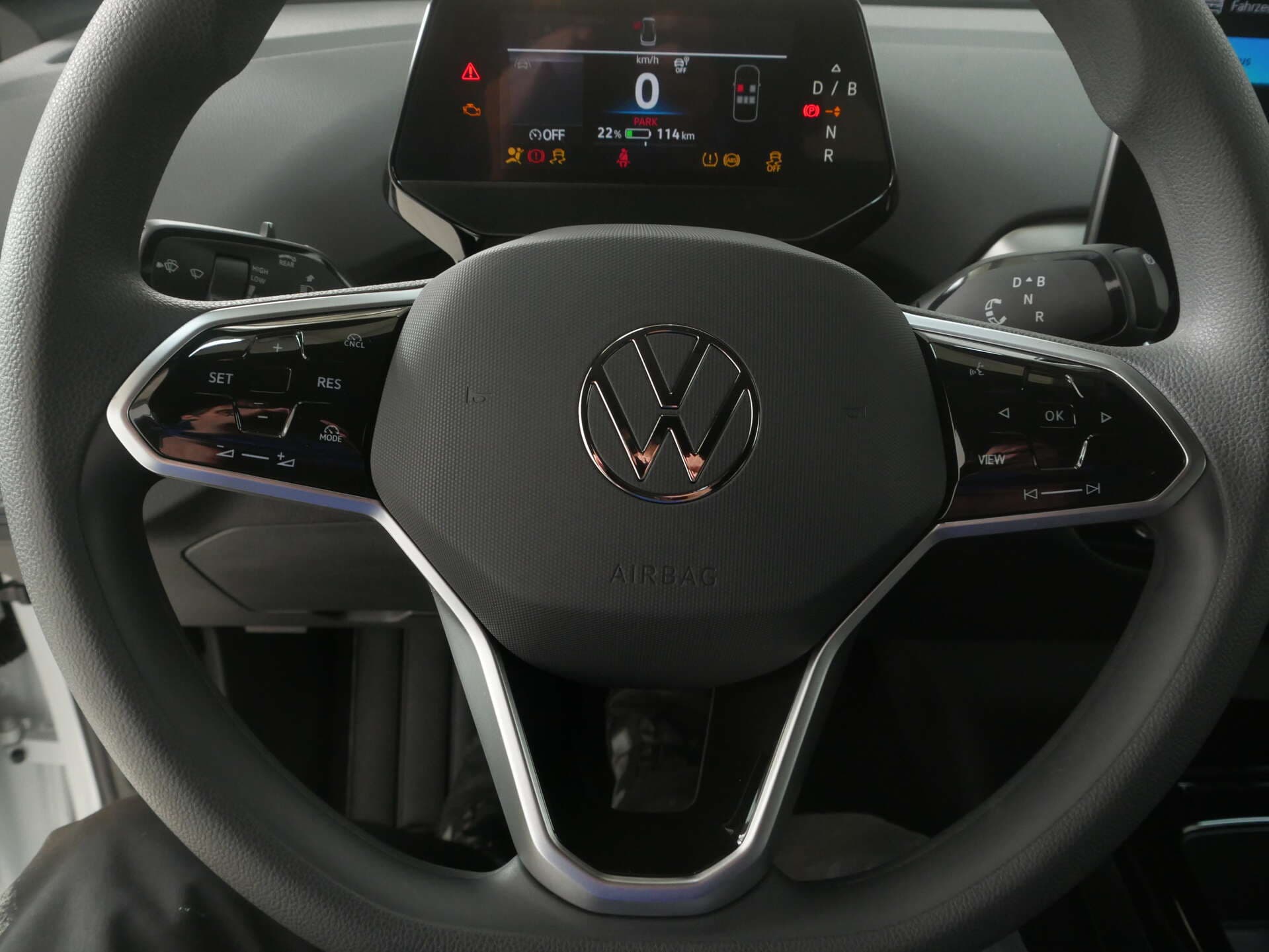 VOLKSWAGEN ID.4, photo 15 sur 17