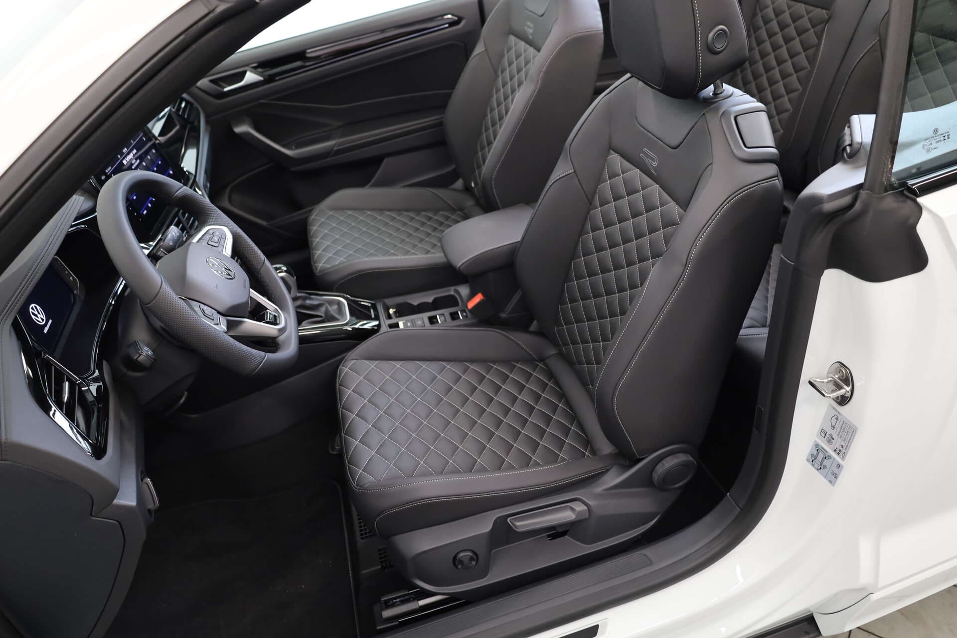 VOLKSWAGEN T-Roc Cabriolet, photo 8 sur 17