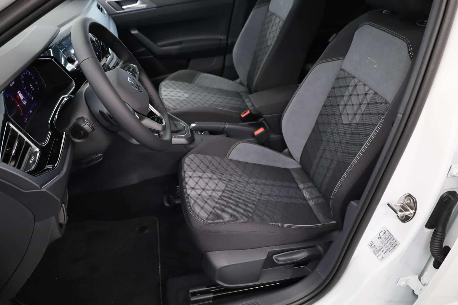VOLKSWAGEN Taigo, photo 4 sur 15
