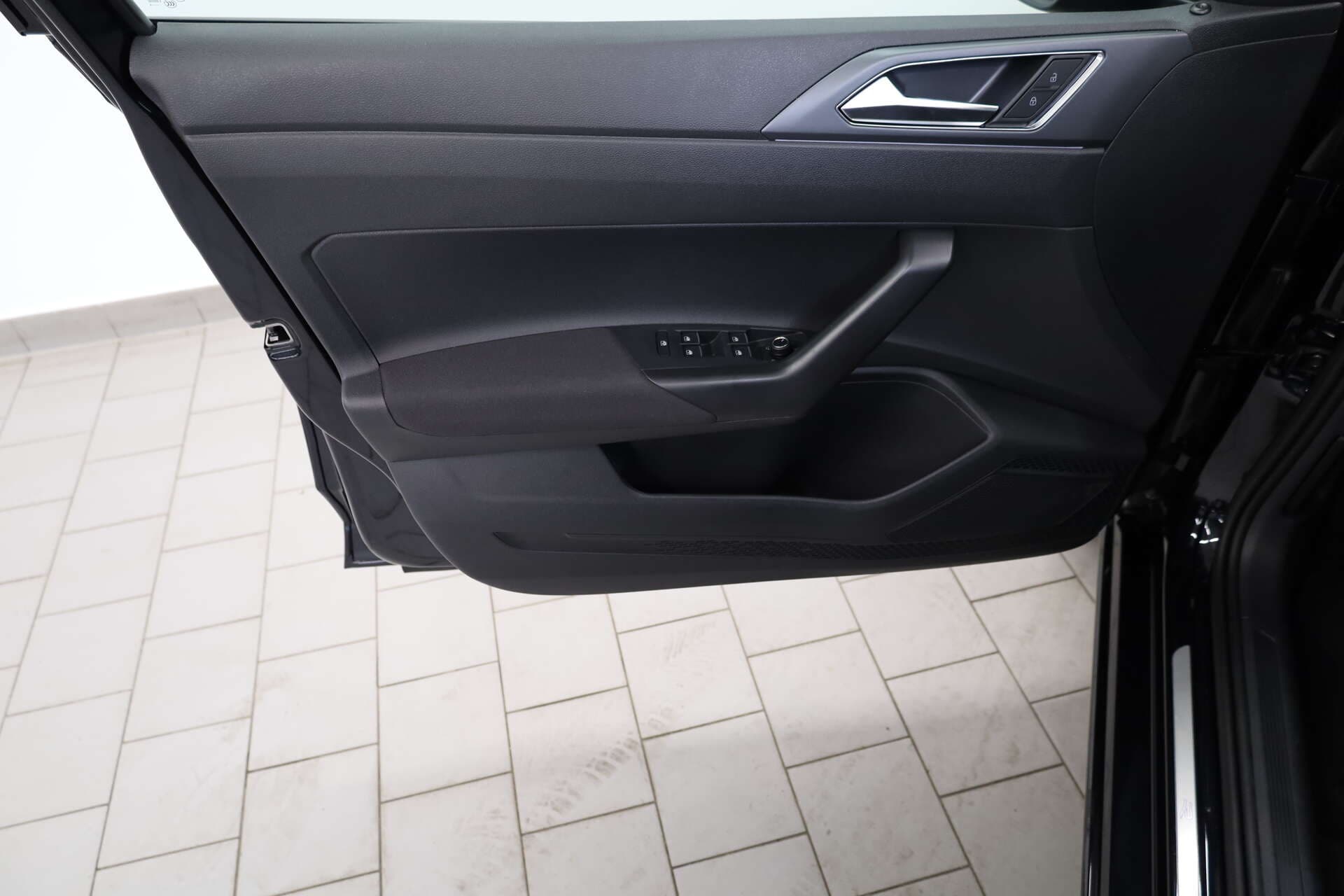 VOLKSWAGEN Taigo, photo 12 sur 15