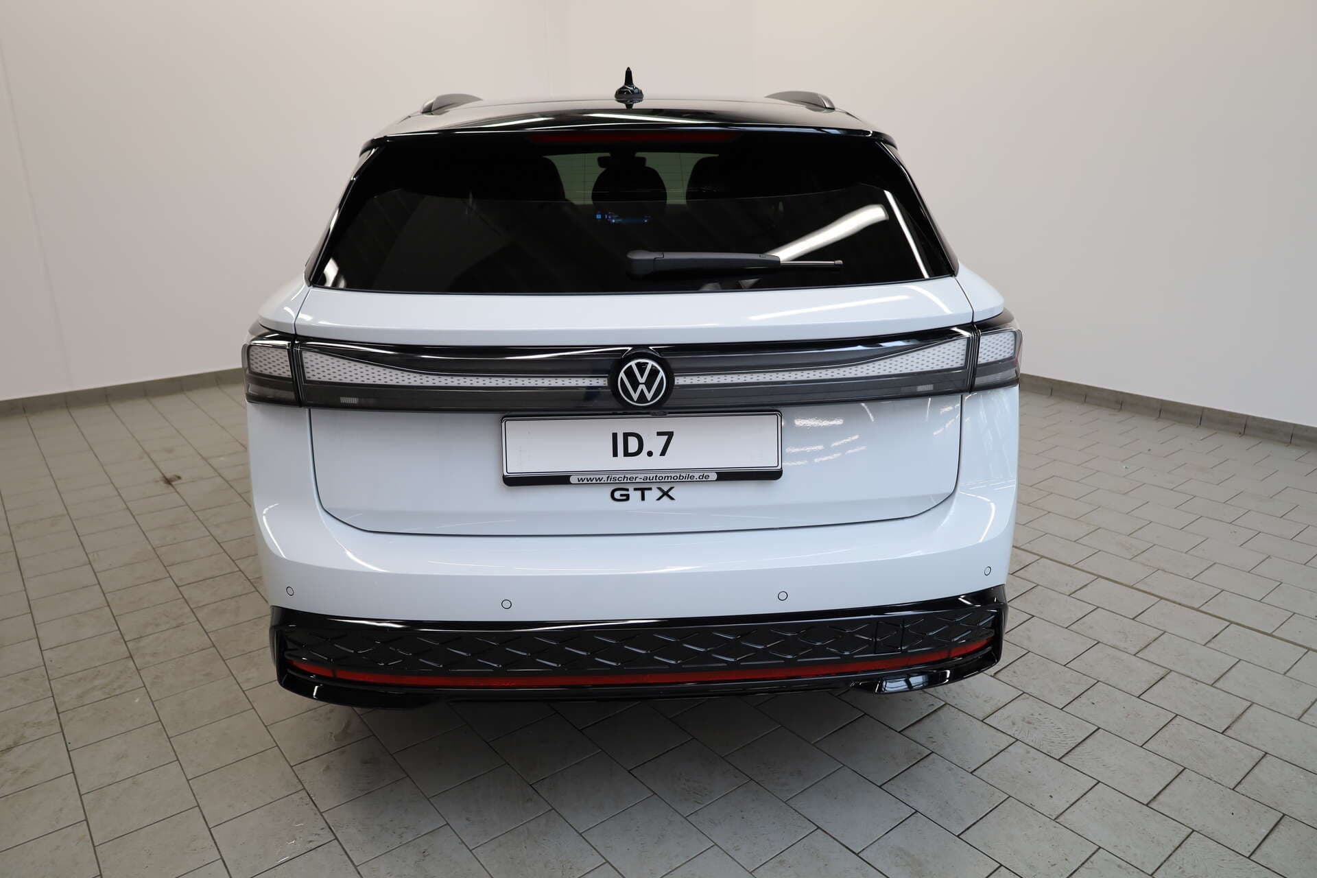 VOLKSWAGEN ID.7 Tourer, photo 3 sur 17