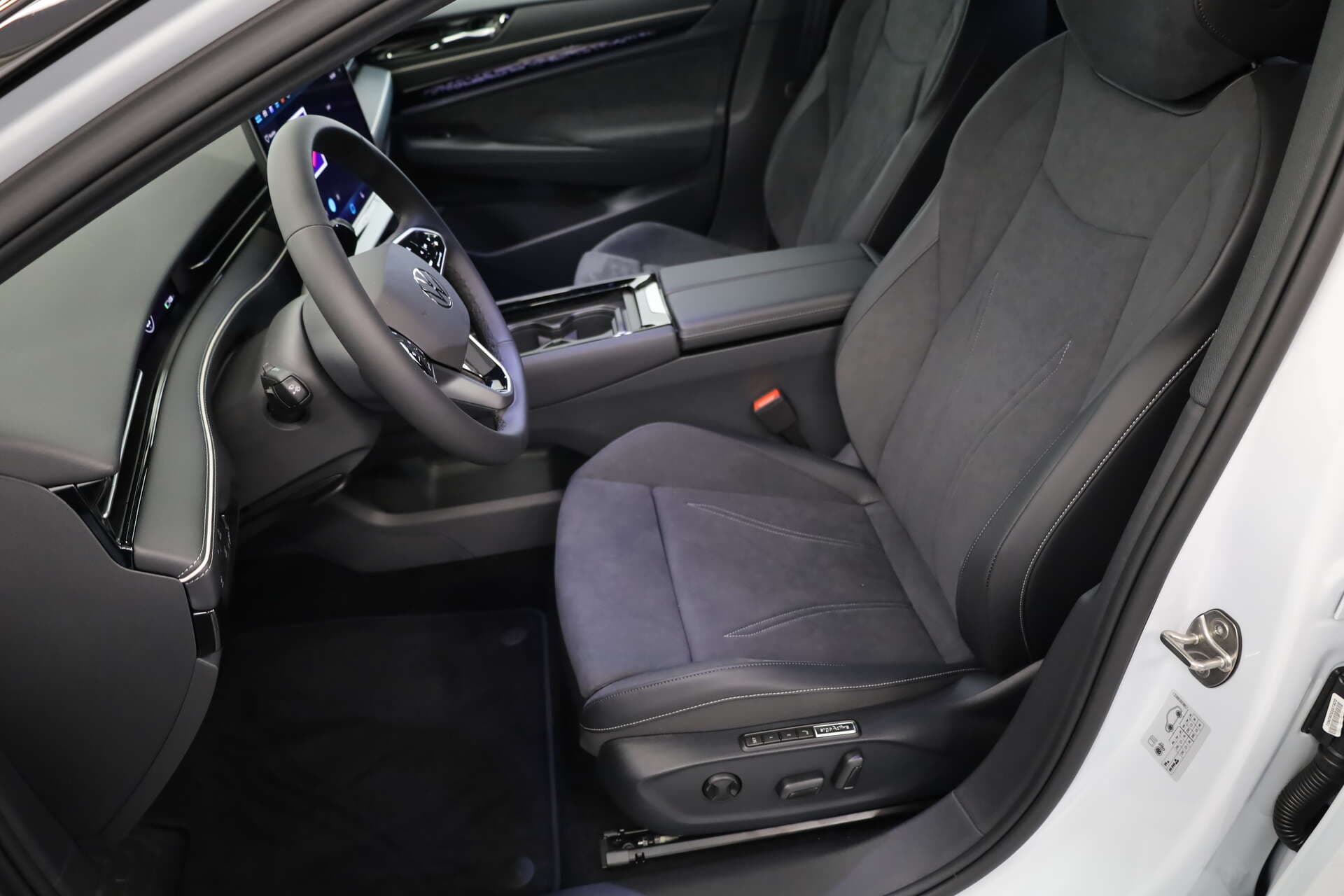 VOLKSWAGEN ID.7 Tourer, photo 4 sur 17
