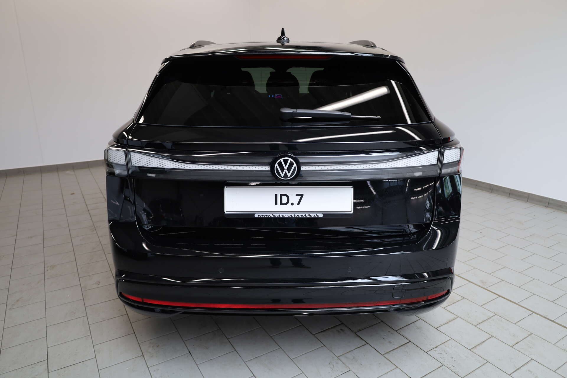 VOLKSWAGEN ID.7 Tourer, photo 3 sur 17