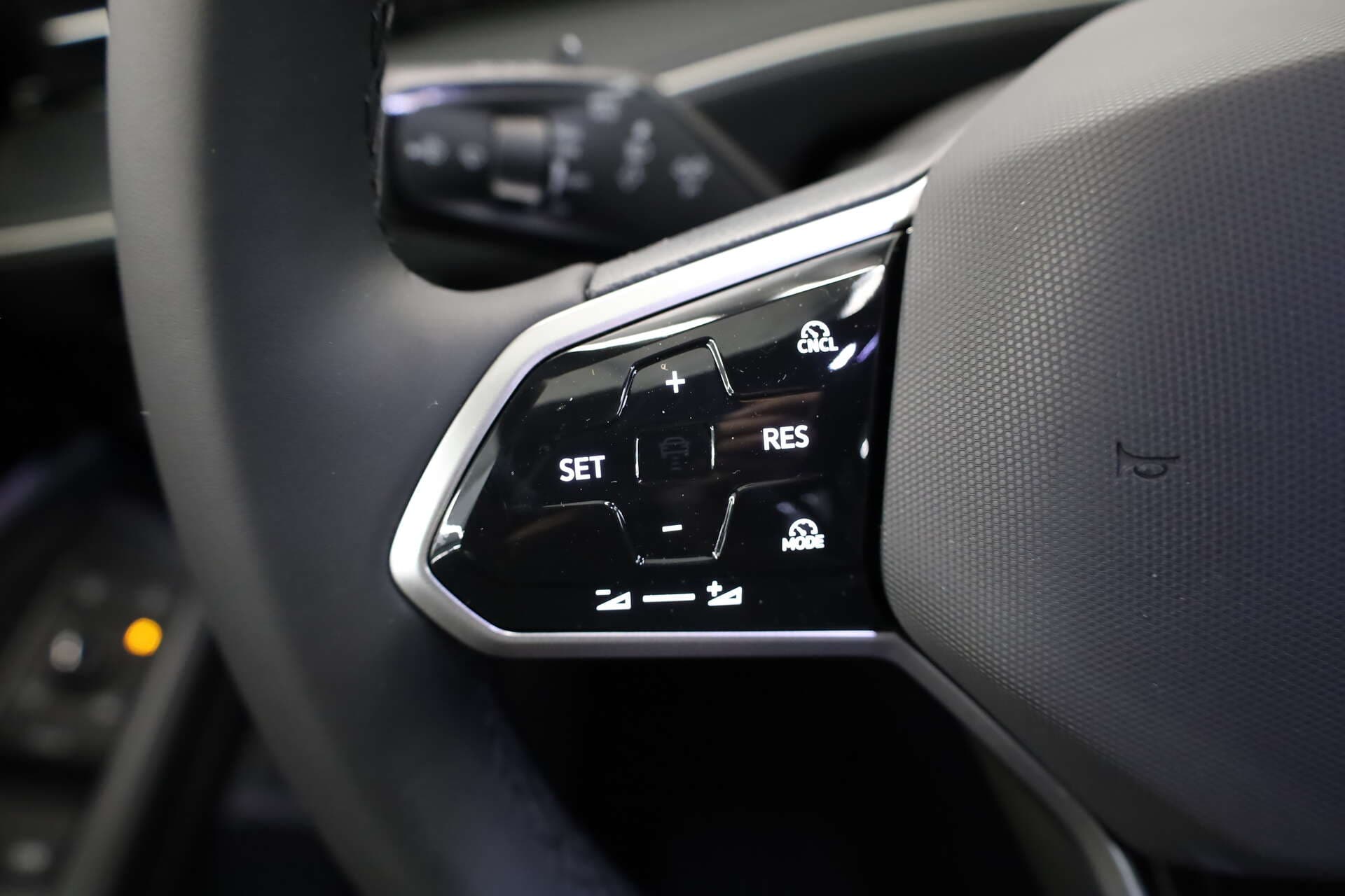 VOLKSWAGEN ID.7 Tourer, photo 8 sur 17