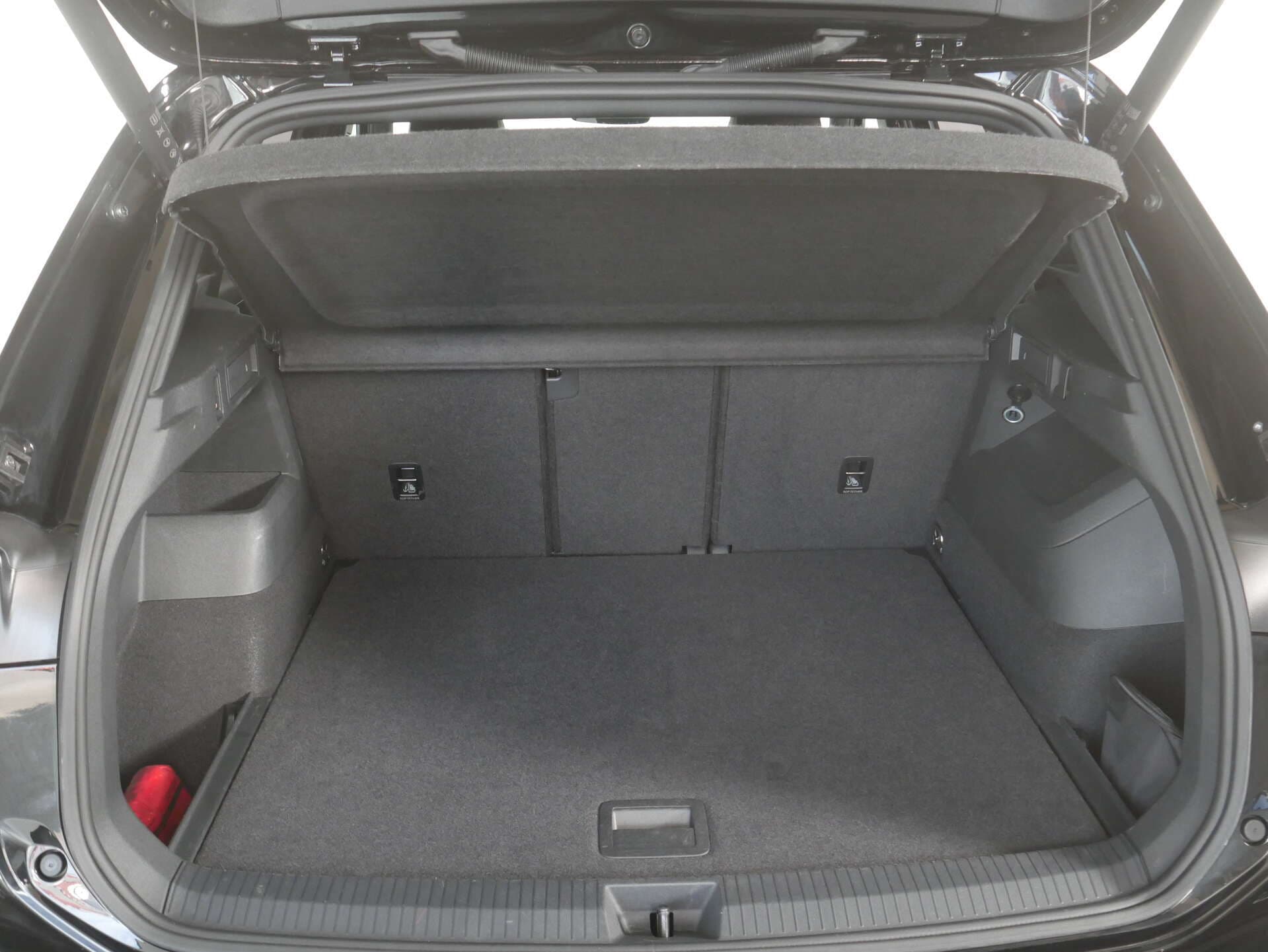 VOLKSWAGEN Tiguan, photo 14 sur 17