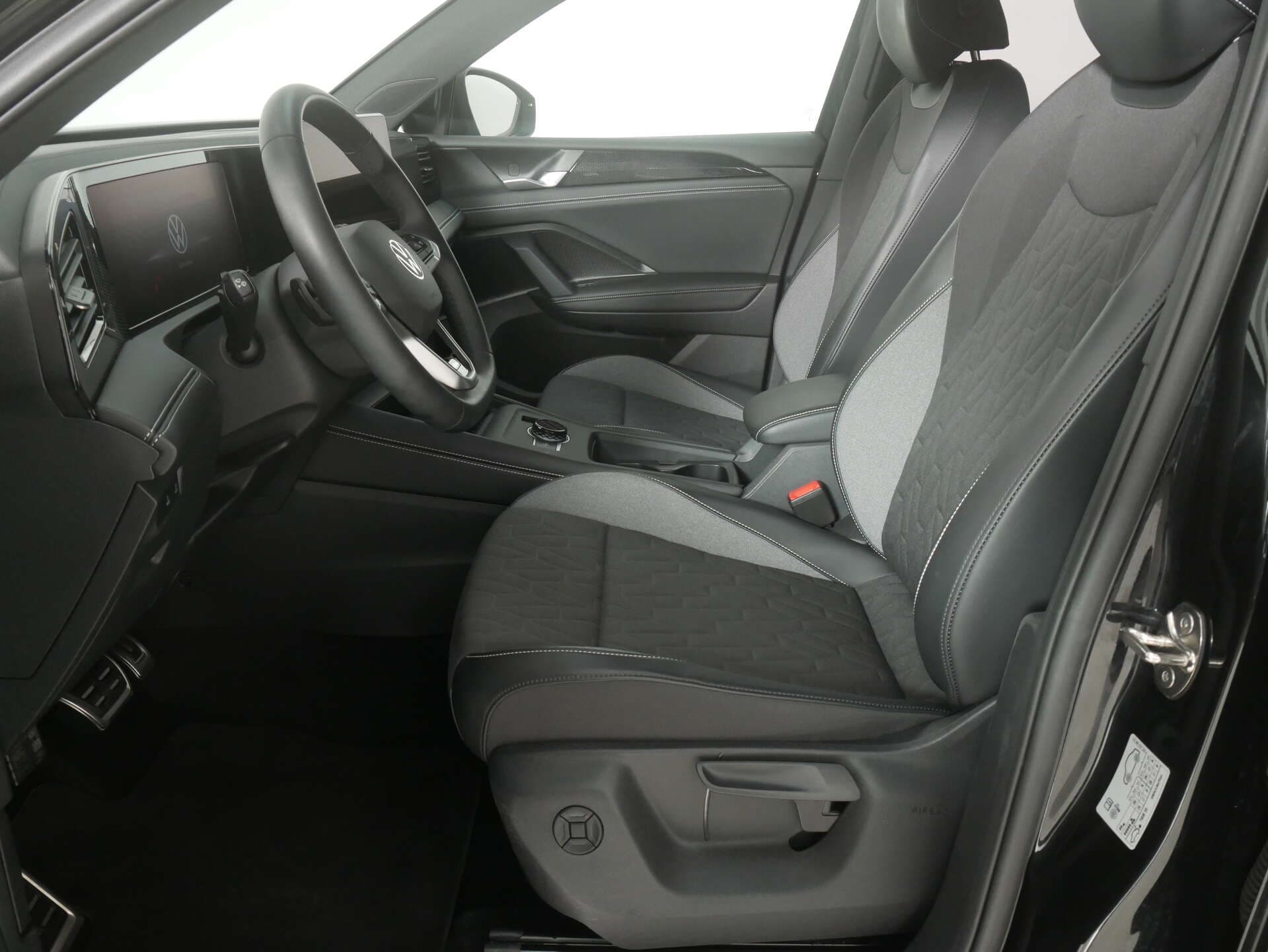 VOLKSWAGEN Tiguan, photo 8 sur 17