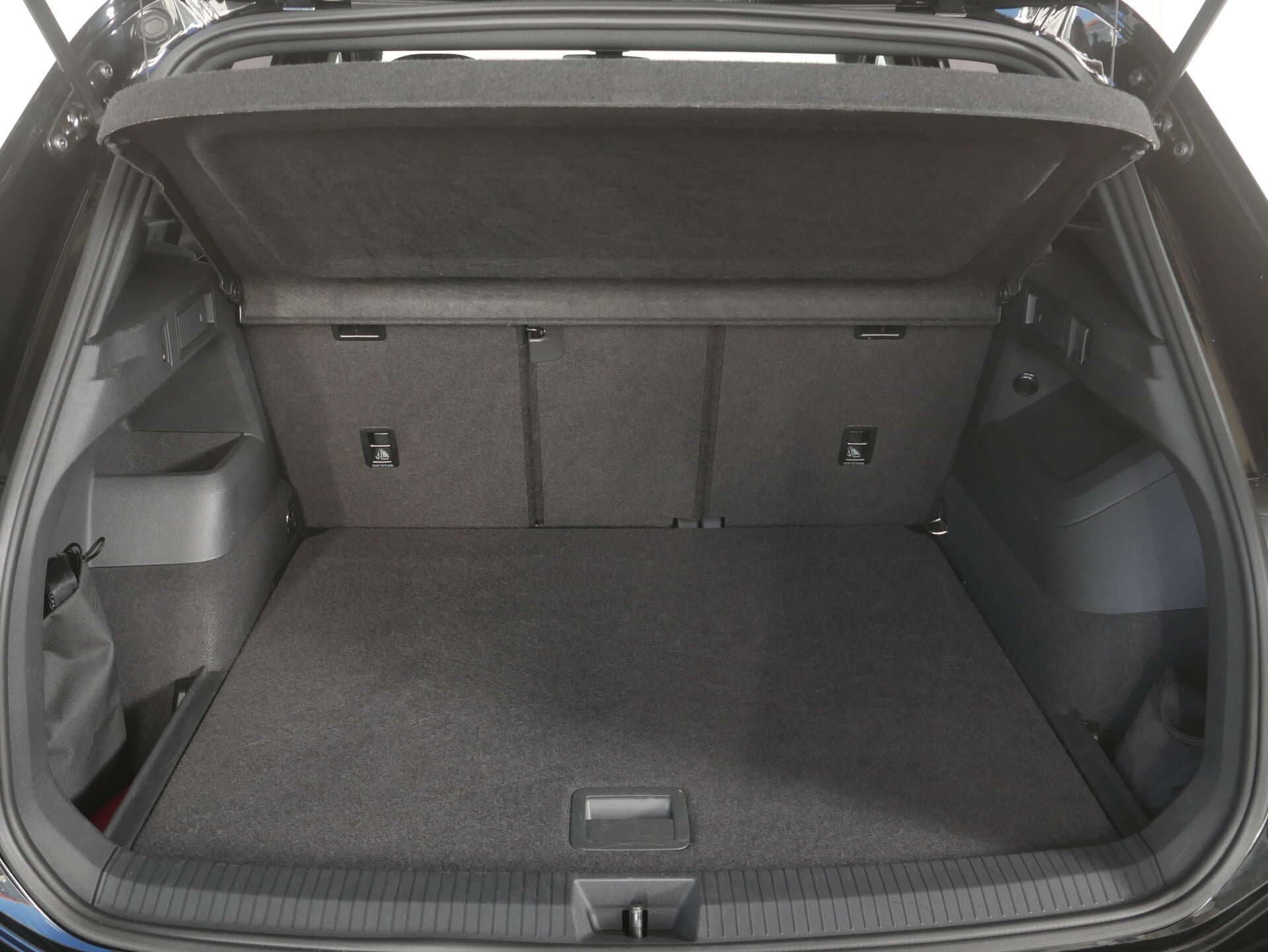 VOLKSWAGEN Tiguan, photo 14 sur 17