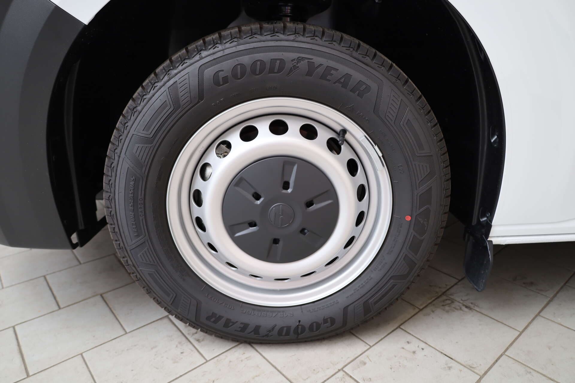 VOLKSWAGEN NUTZFAHRZEUGE T7 Transporter, photo 15 sur 15