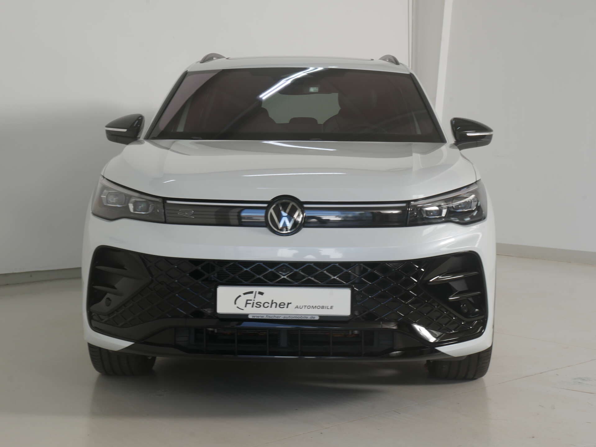 VOLKSWAGEN Tiguan, photo 1 sur 17