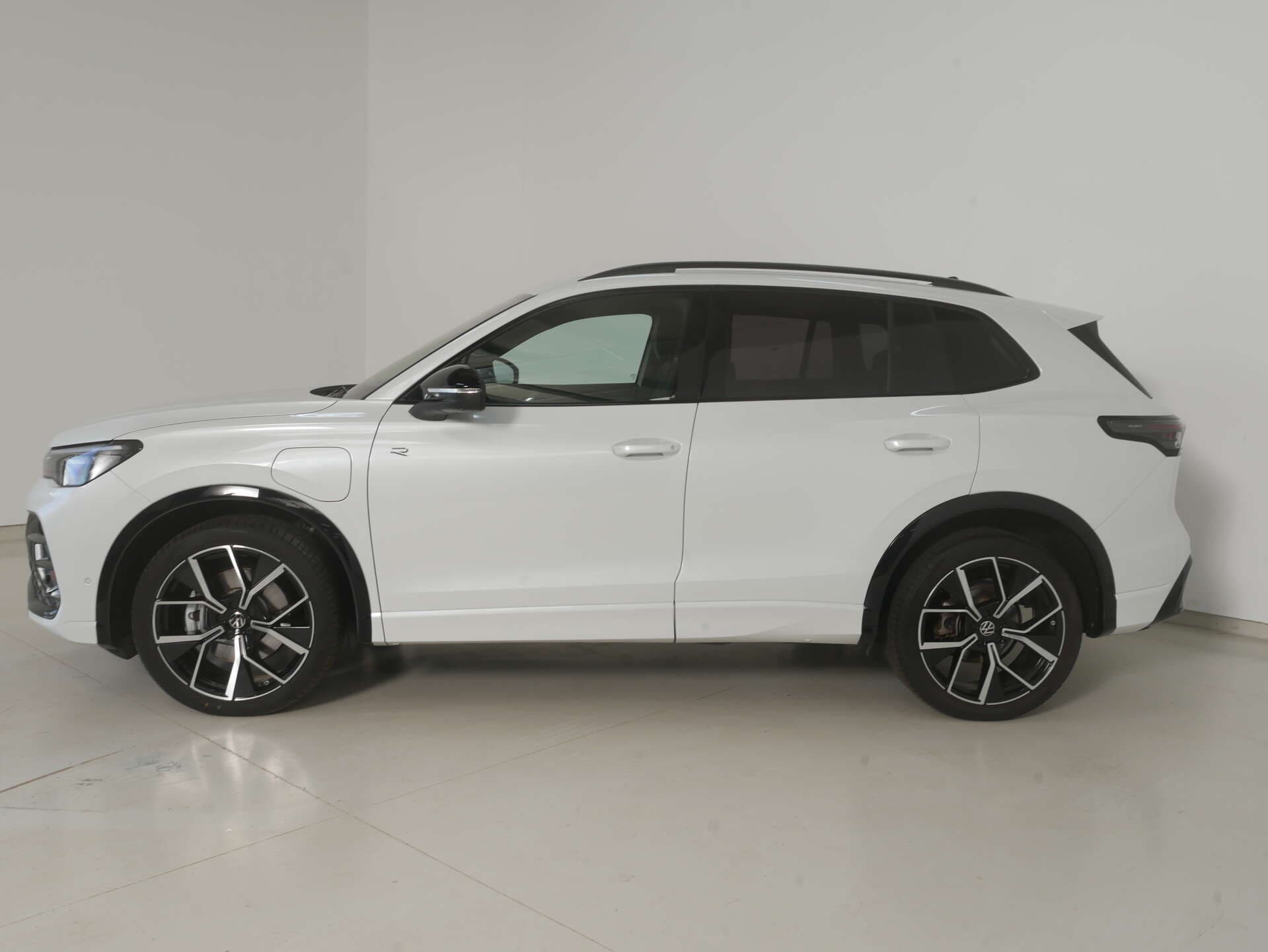 VOLKSWAGEN Tiguan, photo 4 sur 17