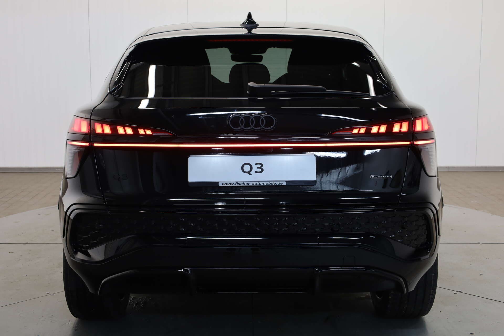 AUDI Q3 Sportback, photo 4 sur 17