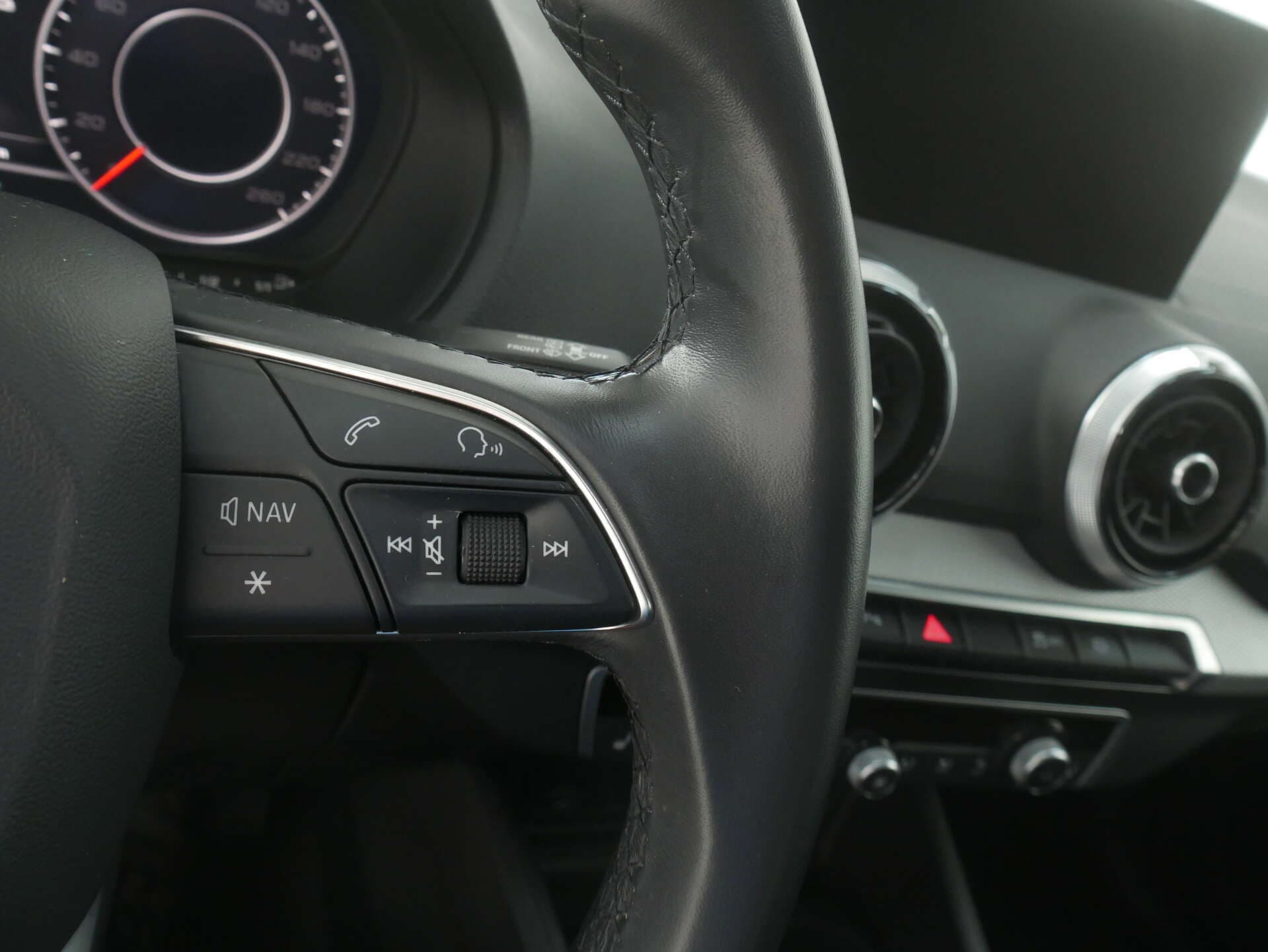 AUDI Q2, photo 11 sur 17