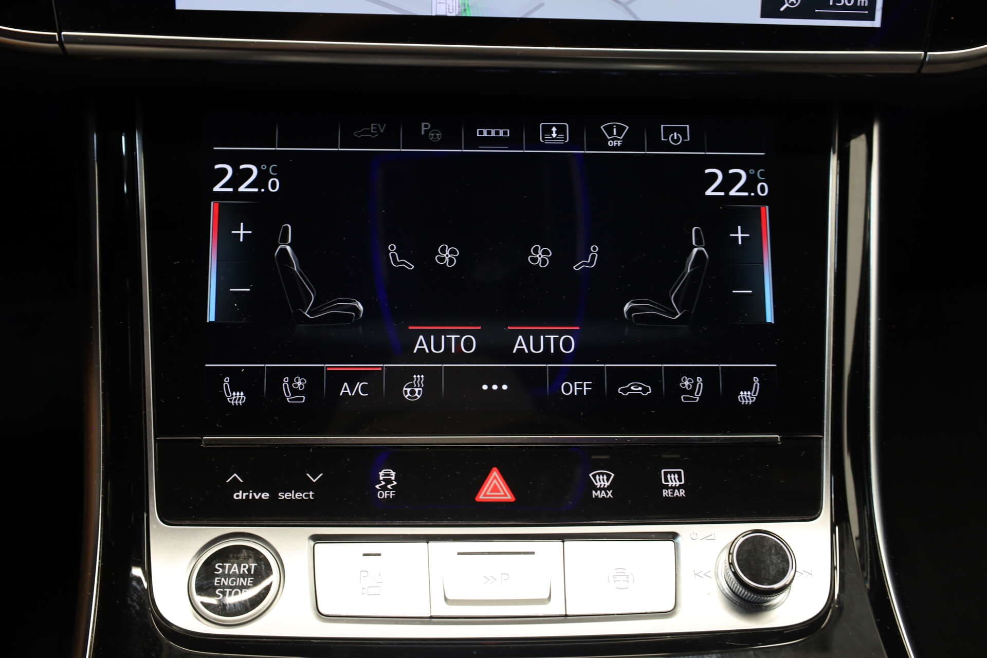AUDI A8, photo 16 sur 17