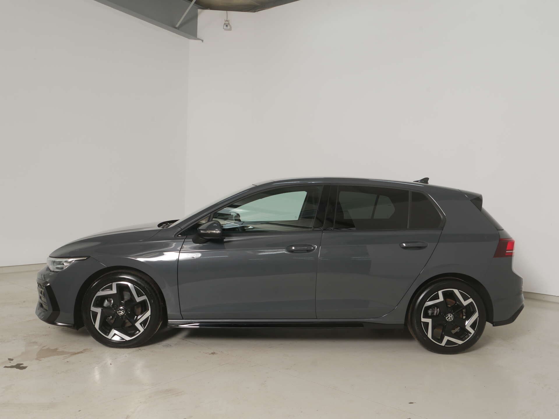 VOLKSWAGEN Golf, photo 2 sur 17