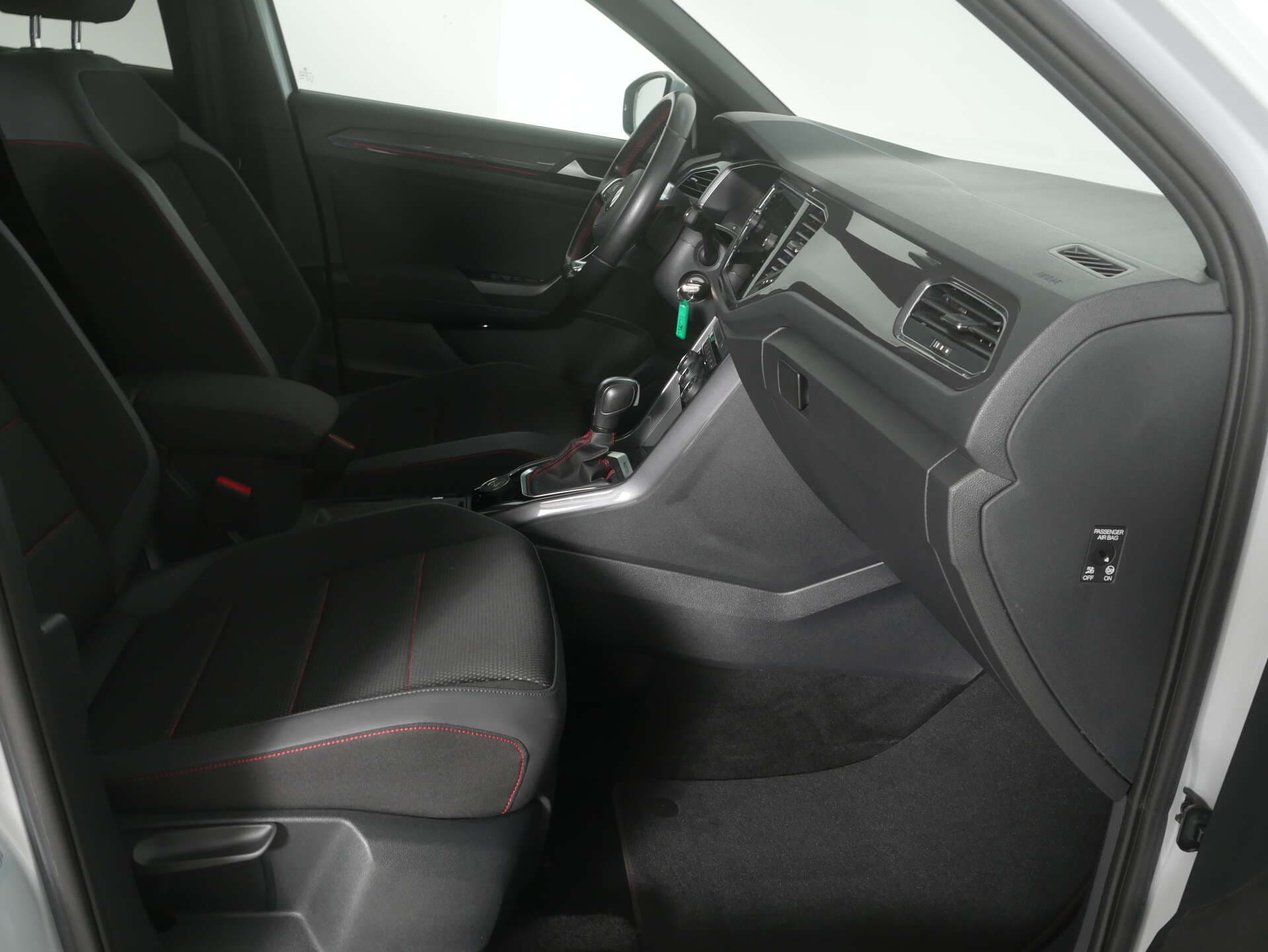 VOLKSWAGEN T-Roc, photo 12 sur 17
