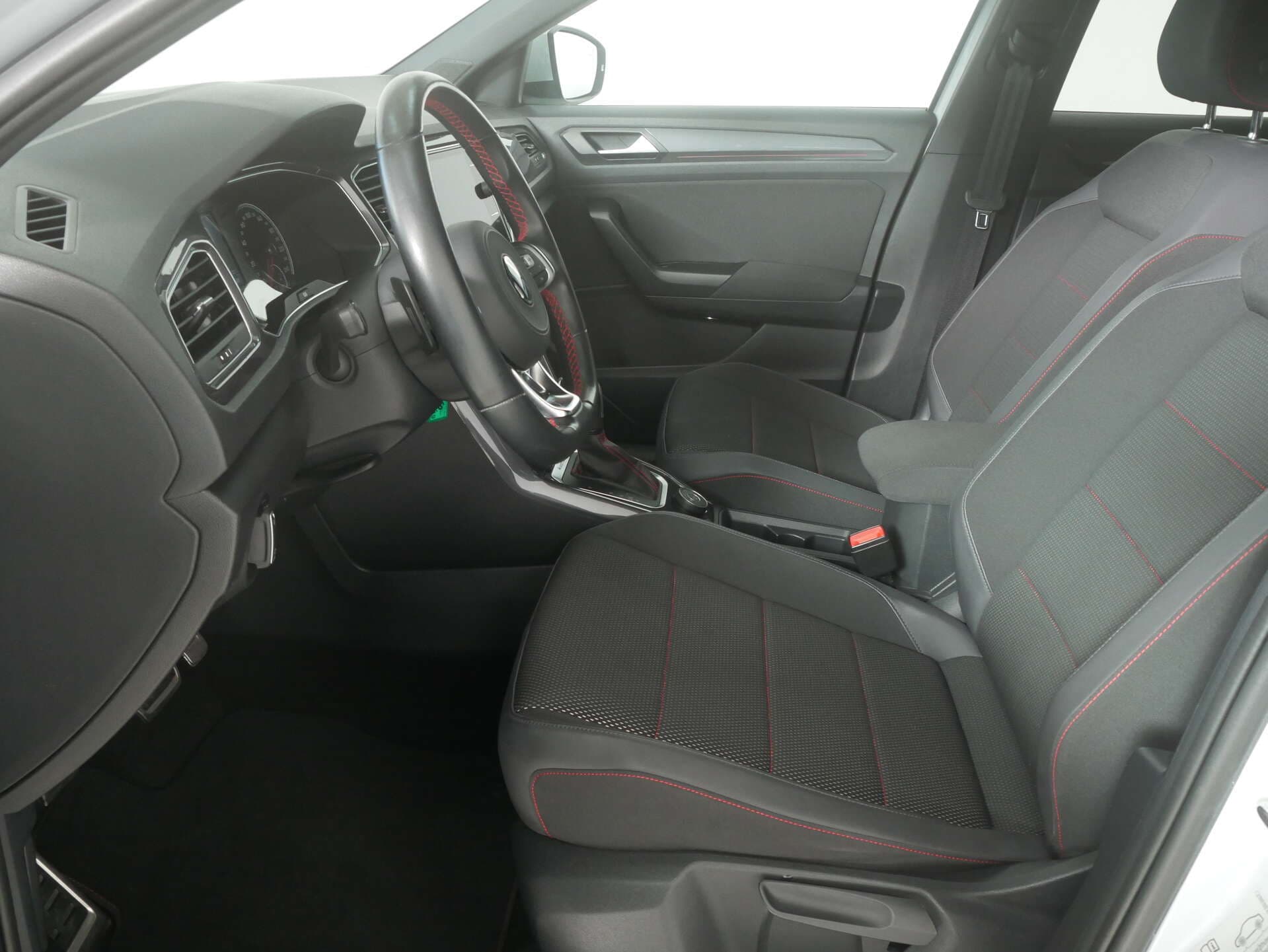 VOLKSWAGEN T-Roc, photo 8 sur 17