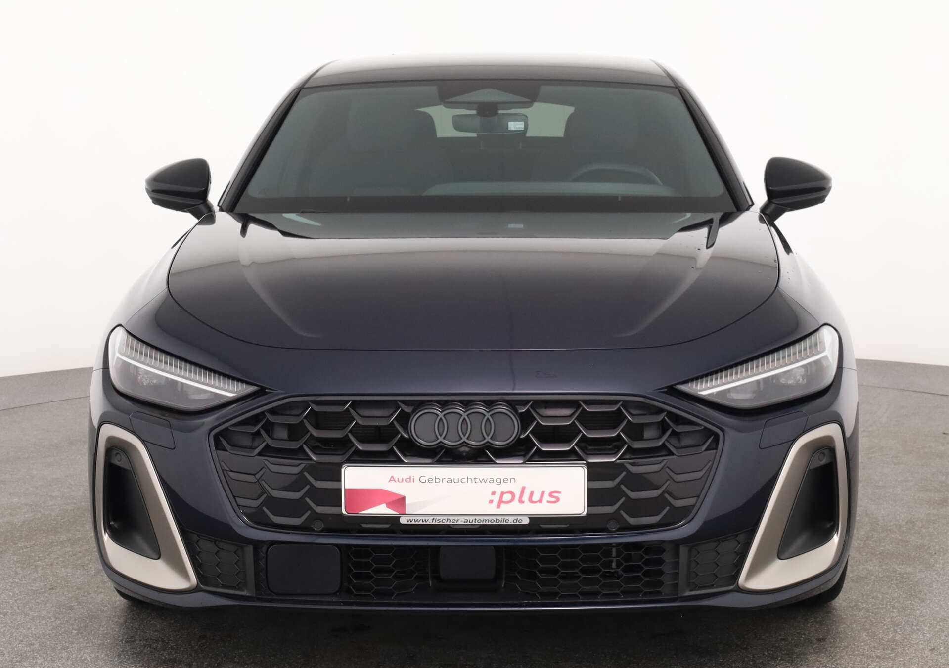 AUDI A5 Limousine, photo 2 sur 17