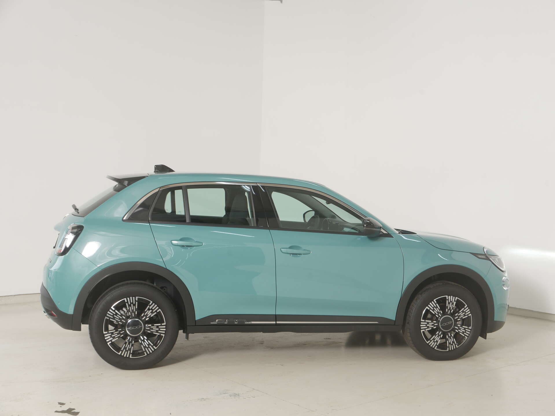 FIAT 600 hybrid, photo 8 sur 17