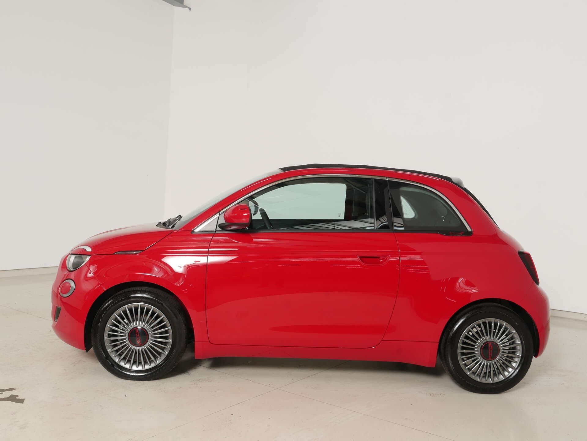 FIAT 500e Cabrio, photo 5 sur 17