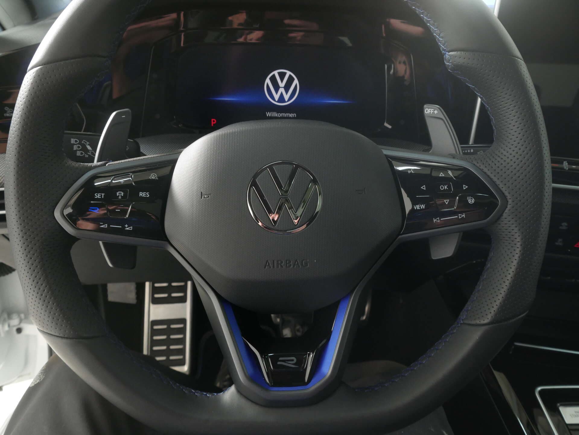 VOLKSWAGEN Golf, photo 9 sur 17