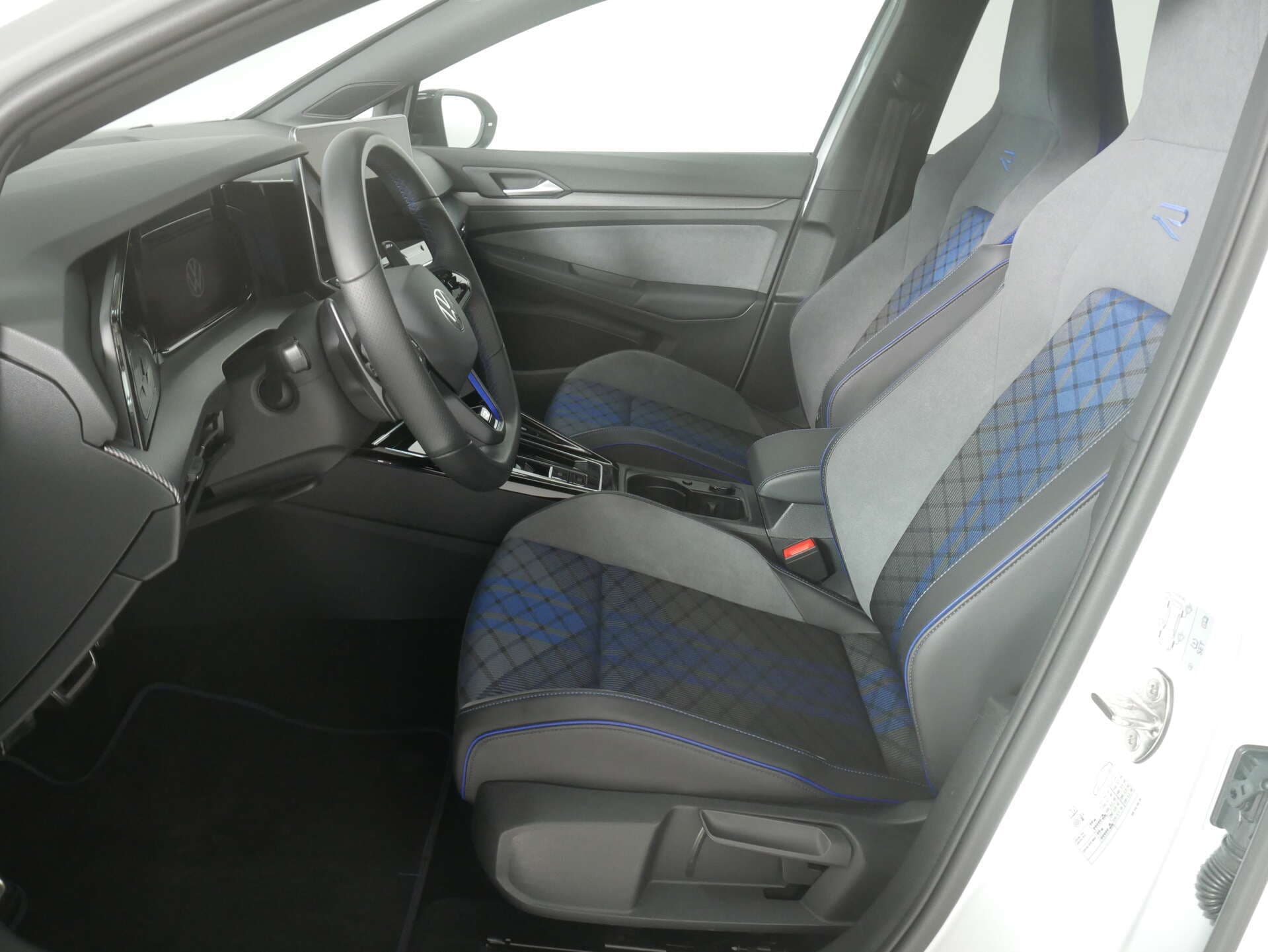VOLKSWAGEN Golf, photo 14 sur 17