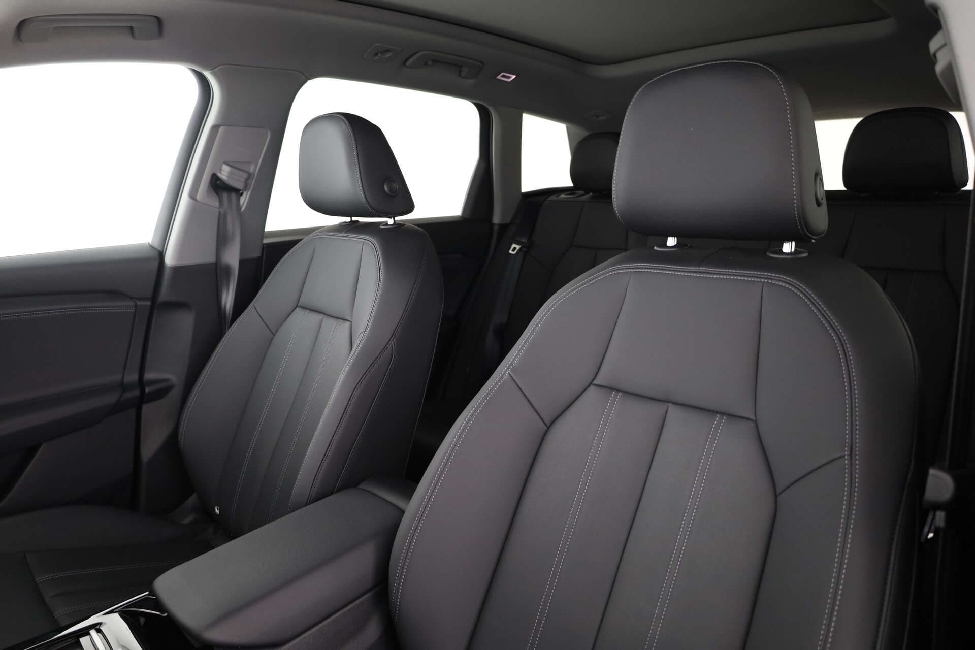 AUDI Q6 SUV, photo 9 sur 17