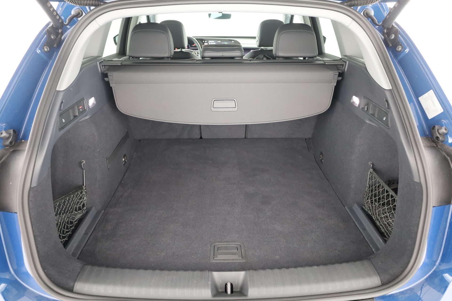 AUDI Q6 SUV, photo 11 sur 17
