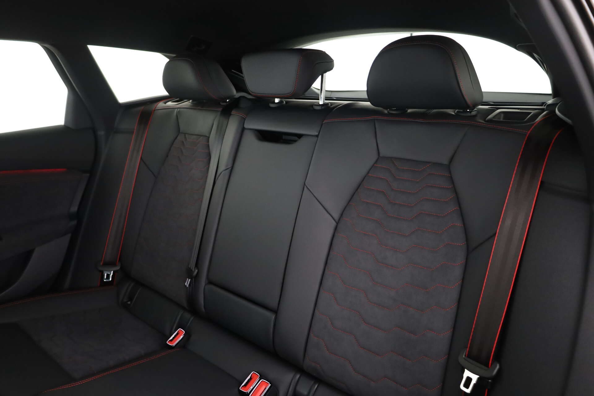 AUDI A6 Avant e-tron, photo 10 sur 17