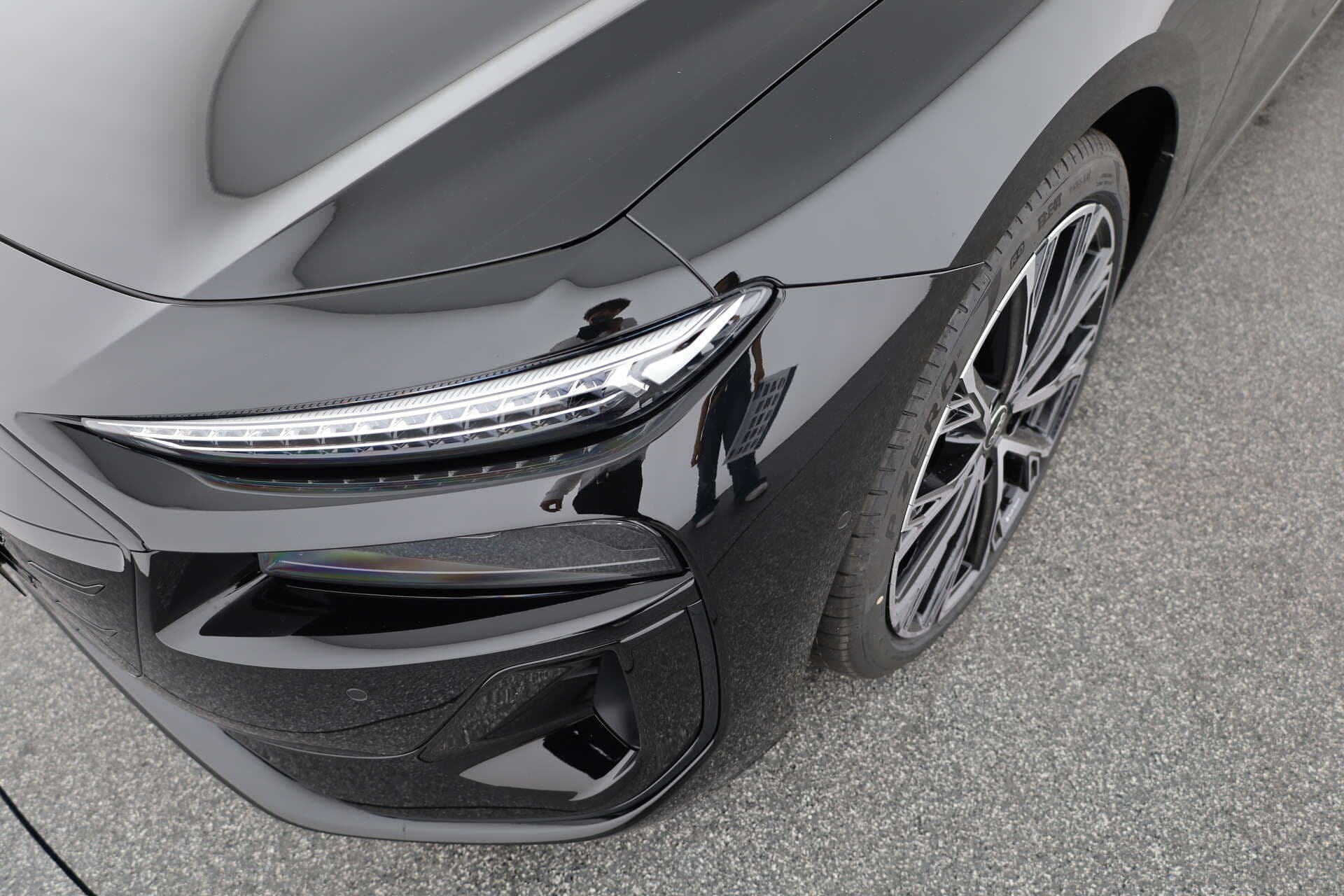 AUDI A6 Avant e-tron, photo 6 sur 17