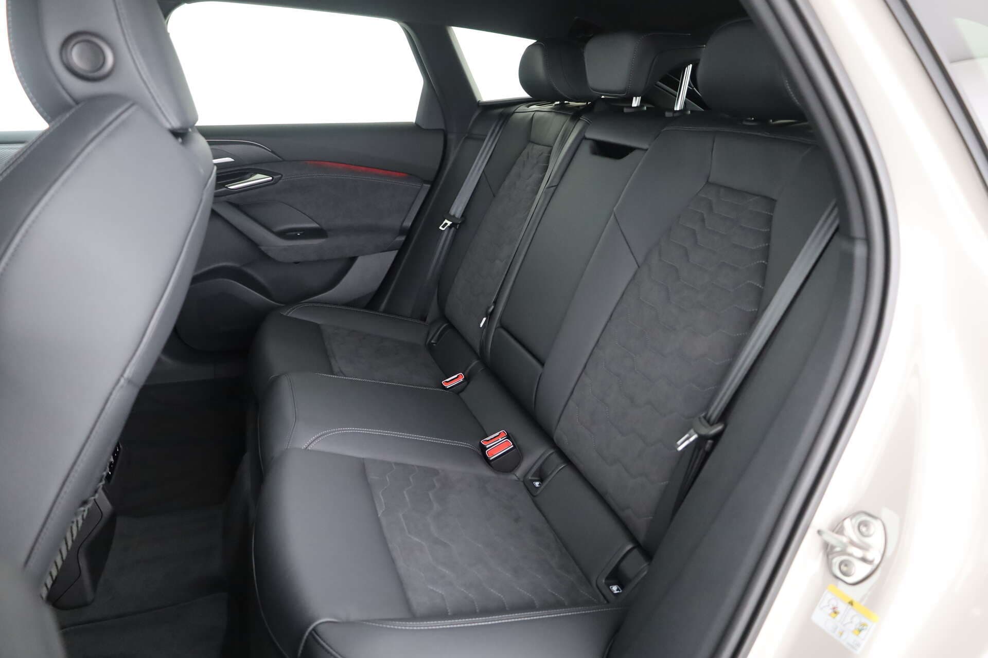 AUDI A6 Avant e-tron, photo 10 sur 17